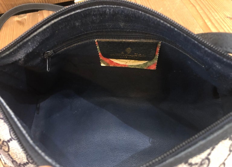 Vintage GUCCI Monogram Canvas Triangle Crossbody Bag Navy For Sale at