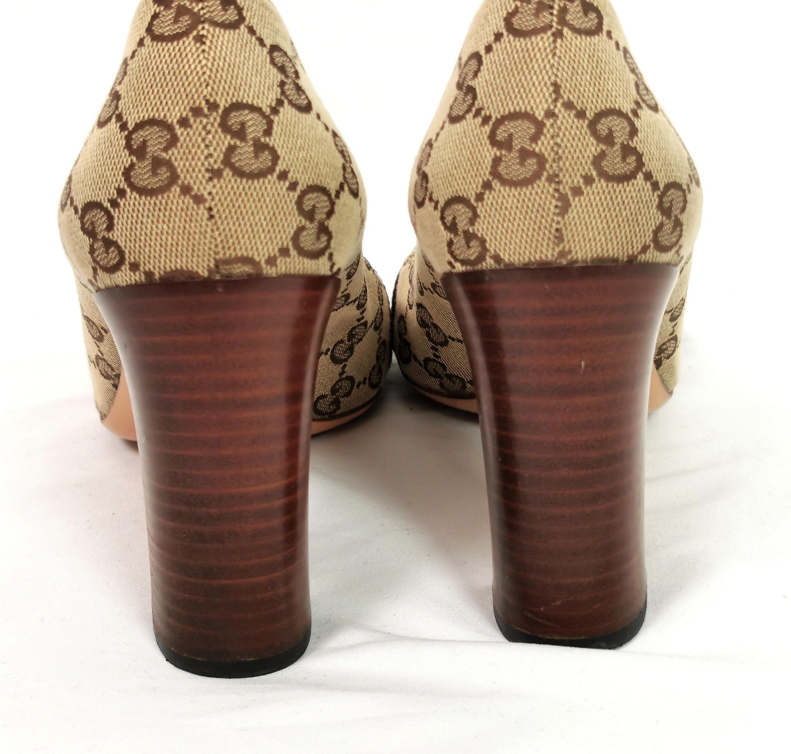 Vintage Gucci monogram horsebit shoes, Heeled pumps  5