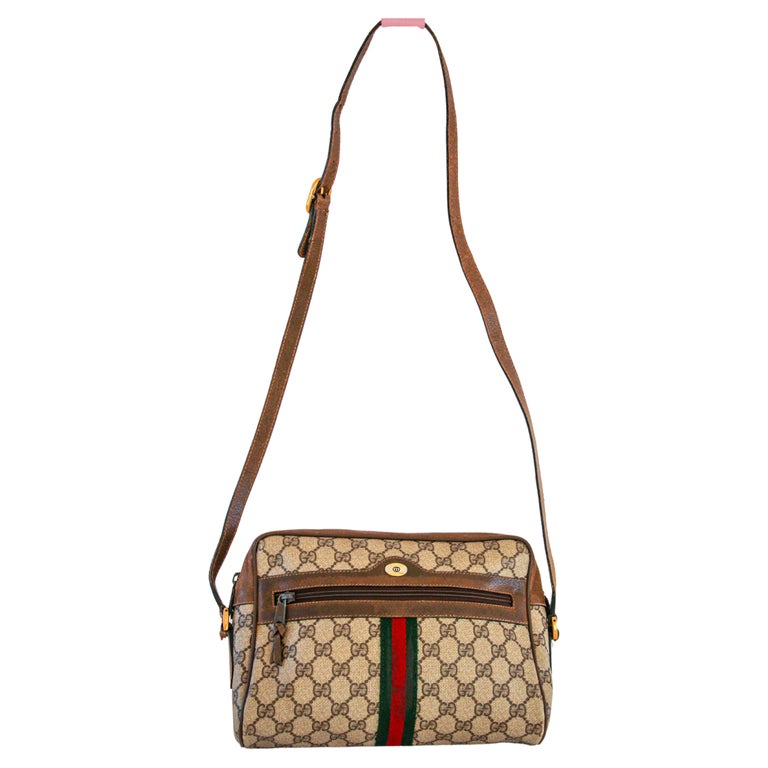Authentic GUCCI limited edition imprime monogram black unisex backpack with  padded green and red shoulder straps. Excellent condition for Sale in