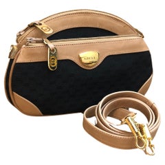 1970s Vintage GUCCI Micro GG Jacquard Two-Way Clutch Crossbody Bag Black Beige