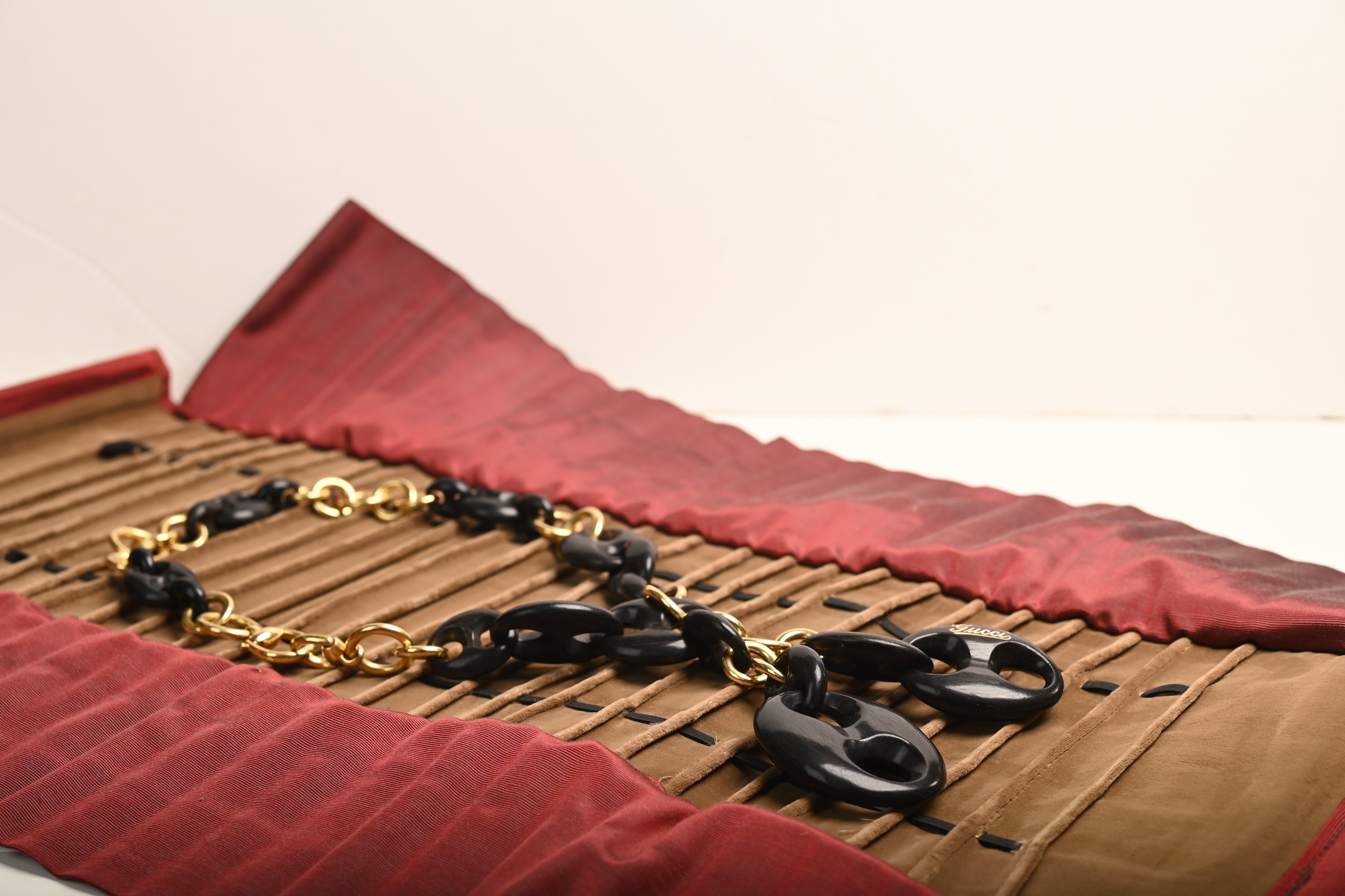 Collana vintage di Gucci, legno e oro giallo 18k, CIRCA 1950
