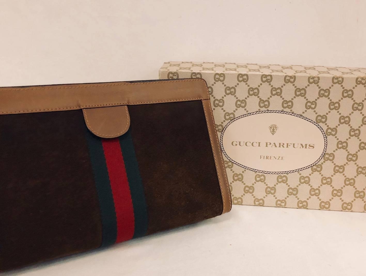 Gucci Parfums Vintage Brown Suede Clutch With Signature Web  In Excellent Condition In Palm Beach, FL