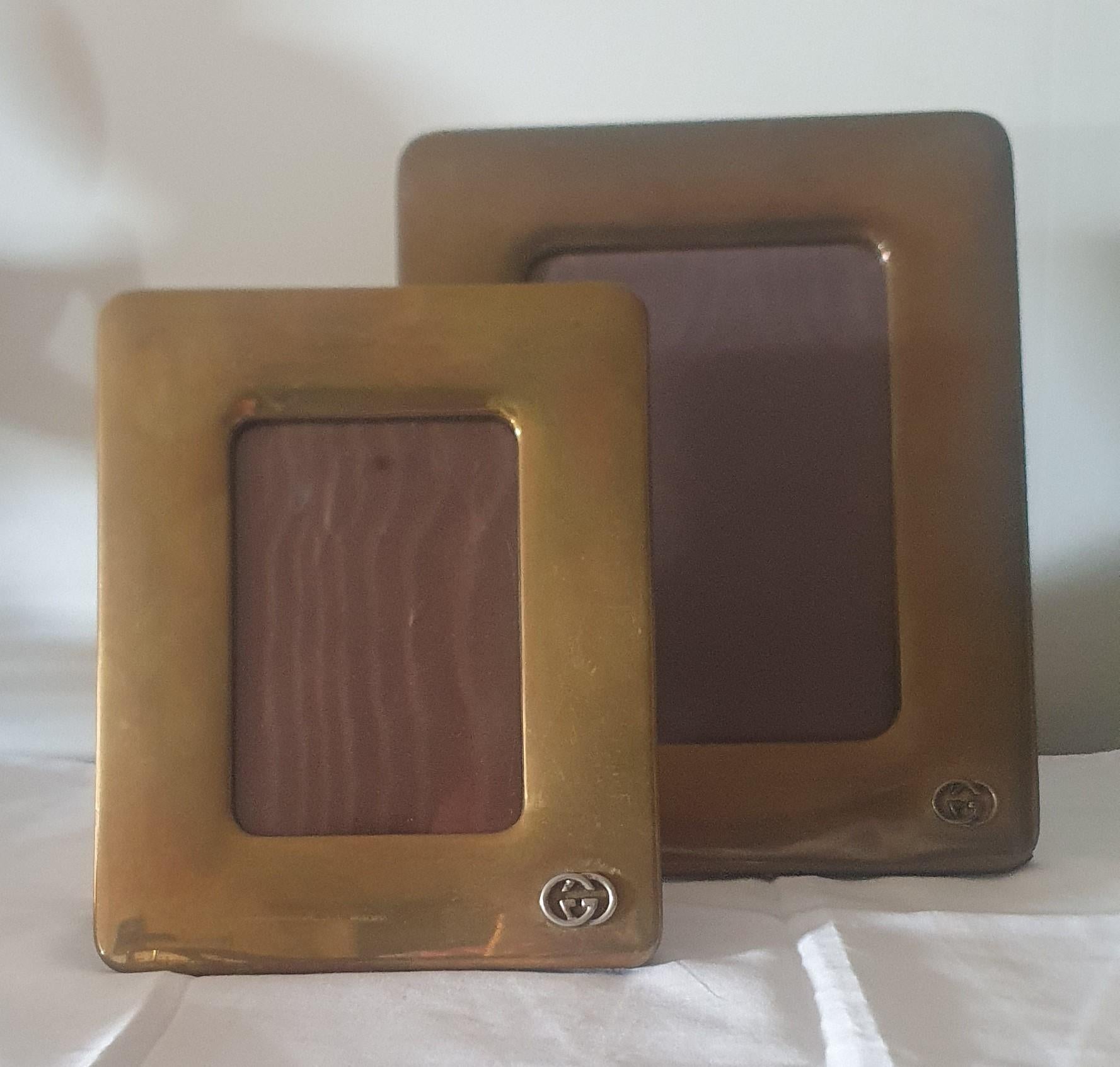 Vintage GUCCI Photo Frame in Brass with Brown Velvet back and Silk Moire Lining For Sale 3