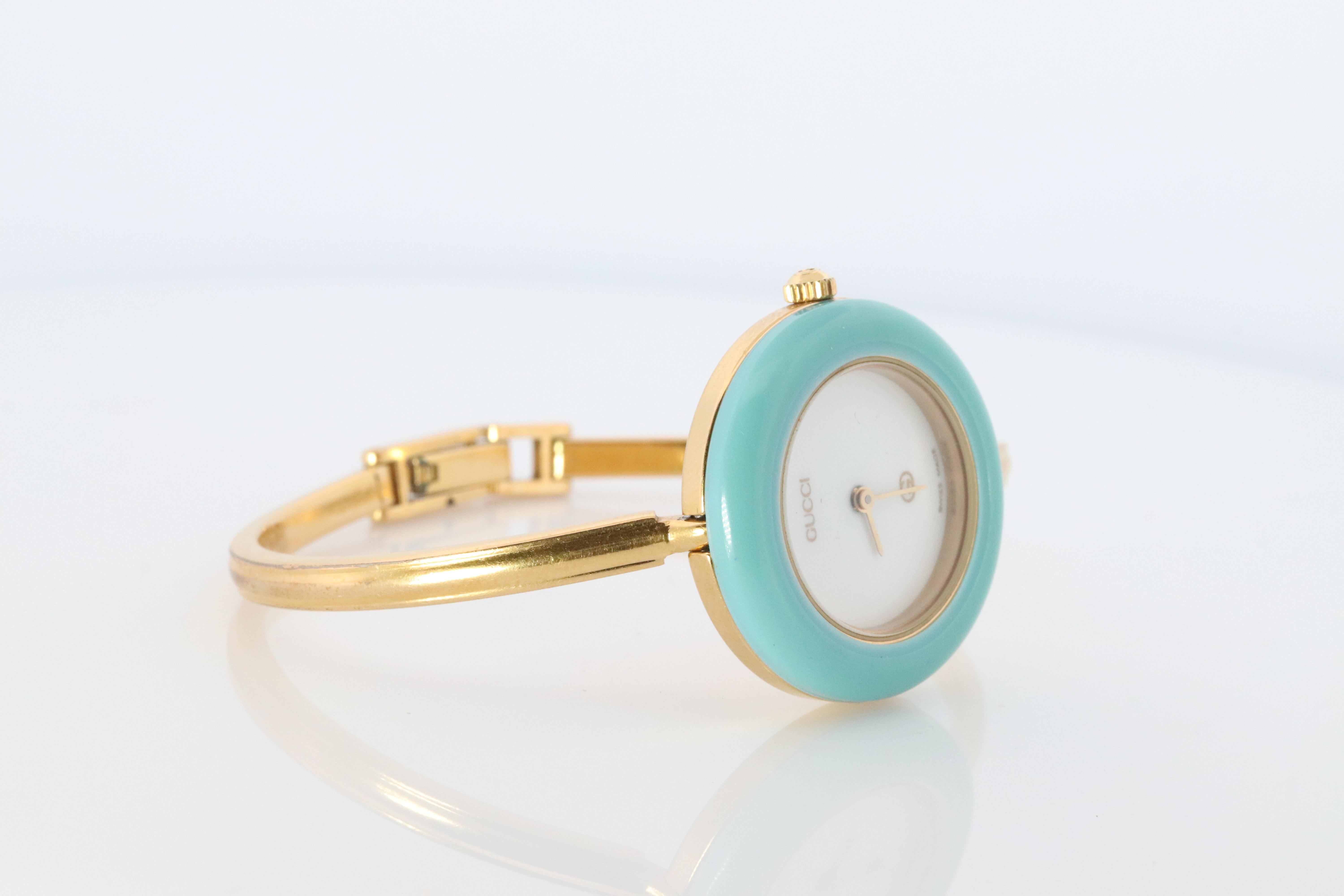 Modern Vintage GUCCI Quartz 11/12  Watch. Gucci Ladies Bangle Interchange Bezel watch