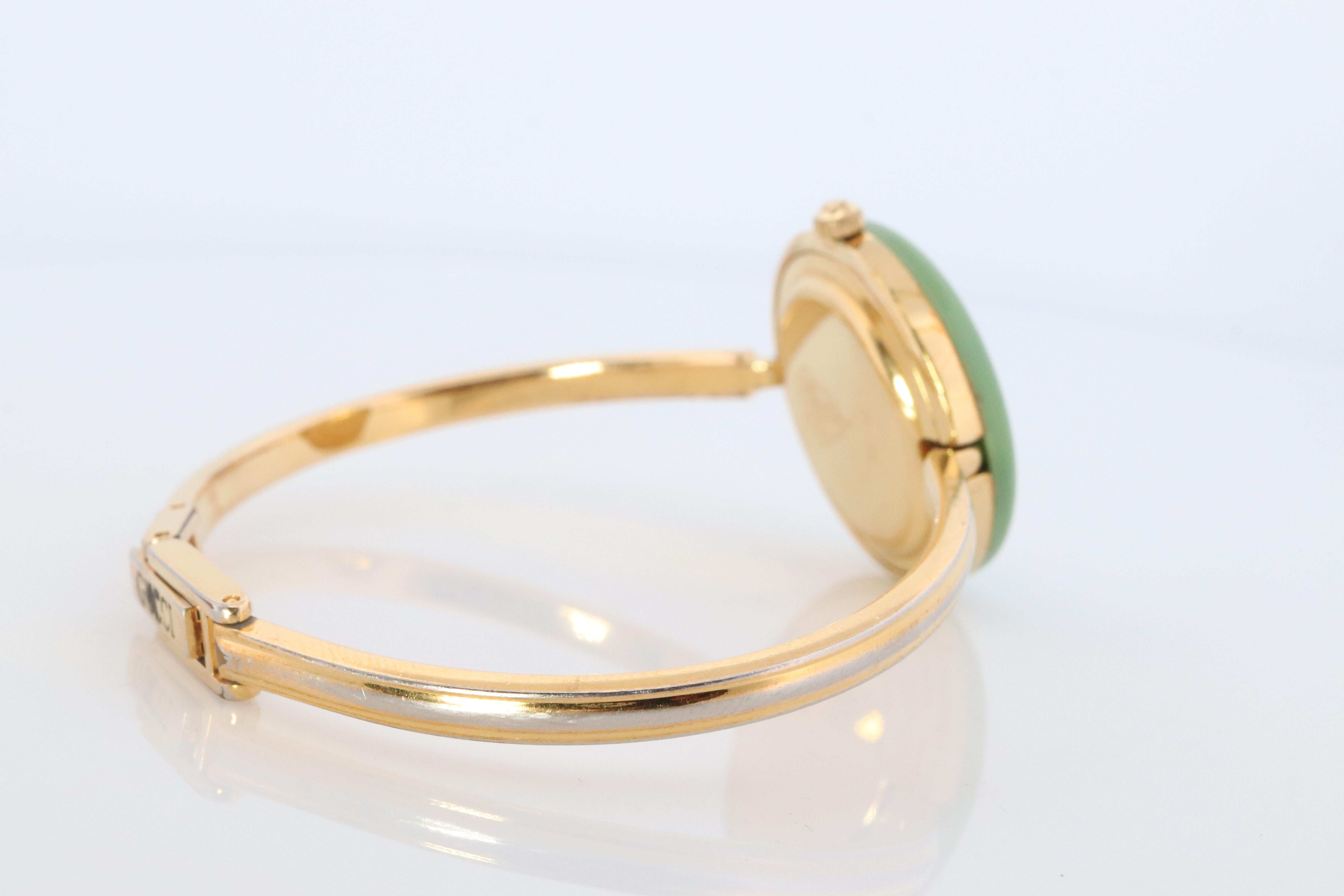 Vintage GUCCI Quartz 11/12  Watch. Gucci Ladies Bangle Interchange Bezel watch For Sale 2