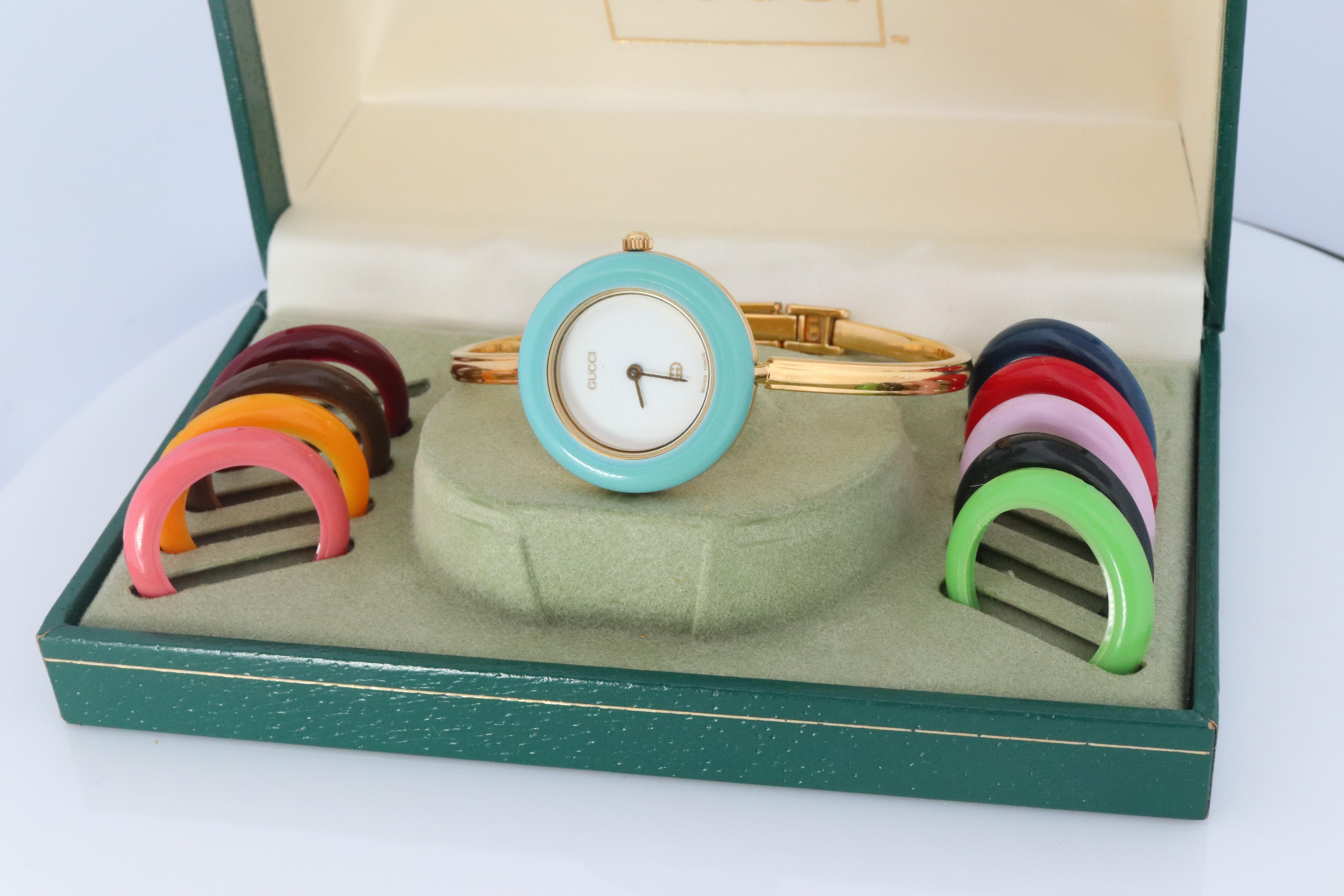 Vintage GUCCI Quartz 11/12  Watch. Gucci Ladies Bangle Interchange Bezel watch 3