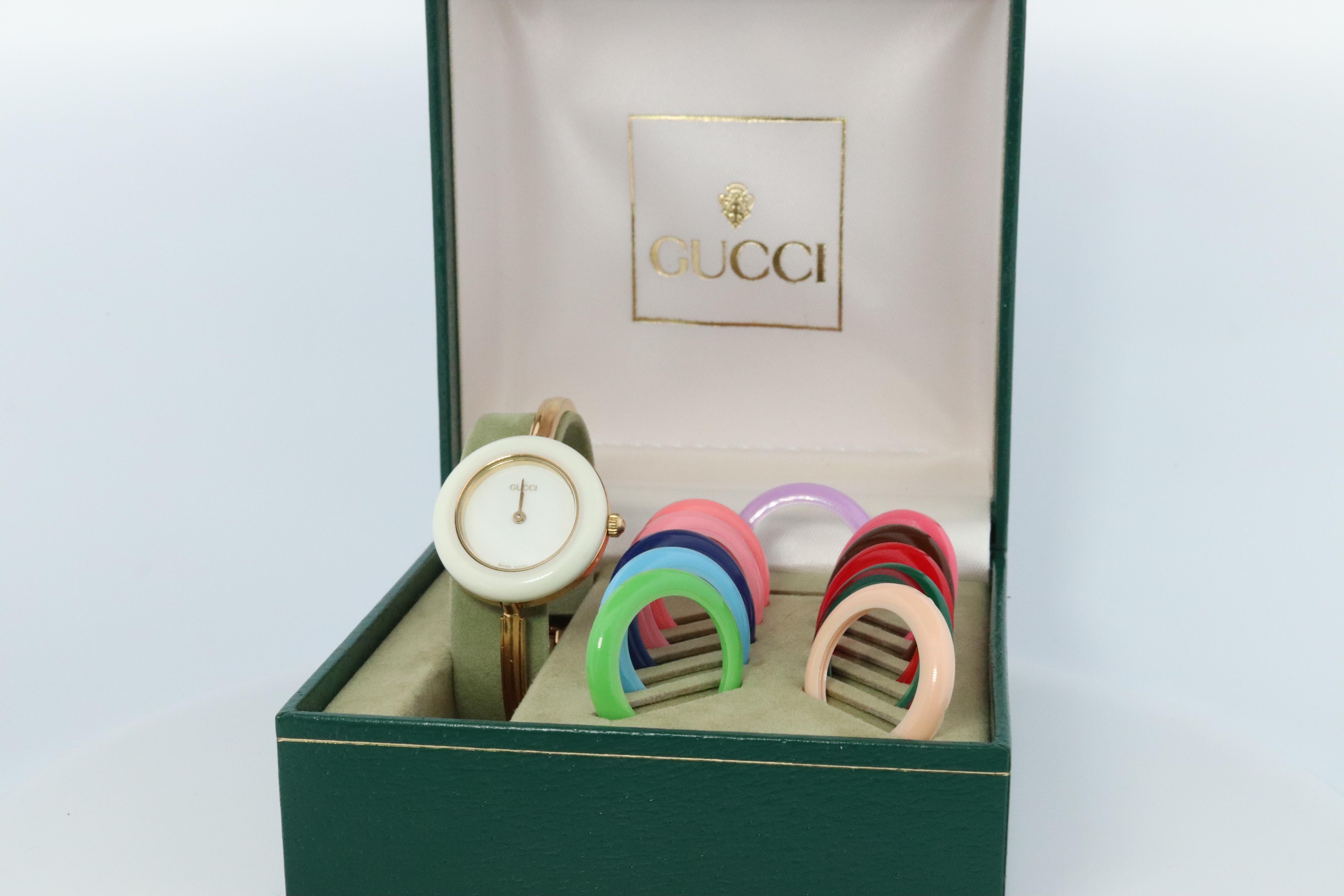 Vintage GUCCI Quartz 11/12.2  Watch. Gucci Ladies Bangle Interchange Bezel watch 5