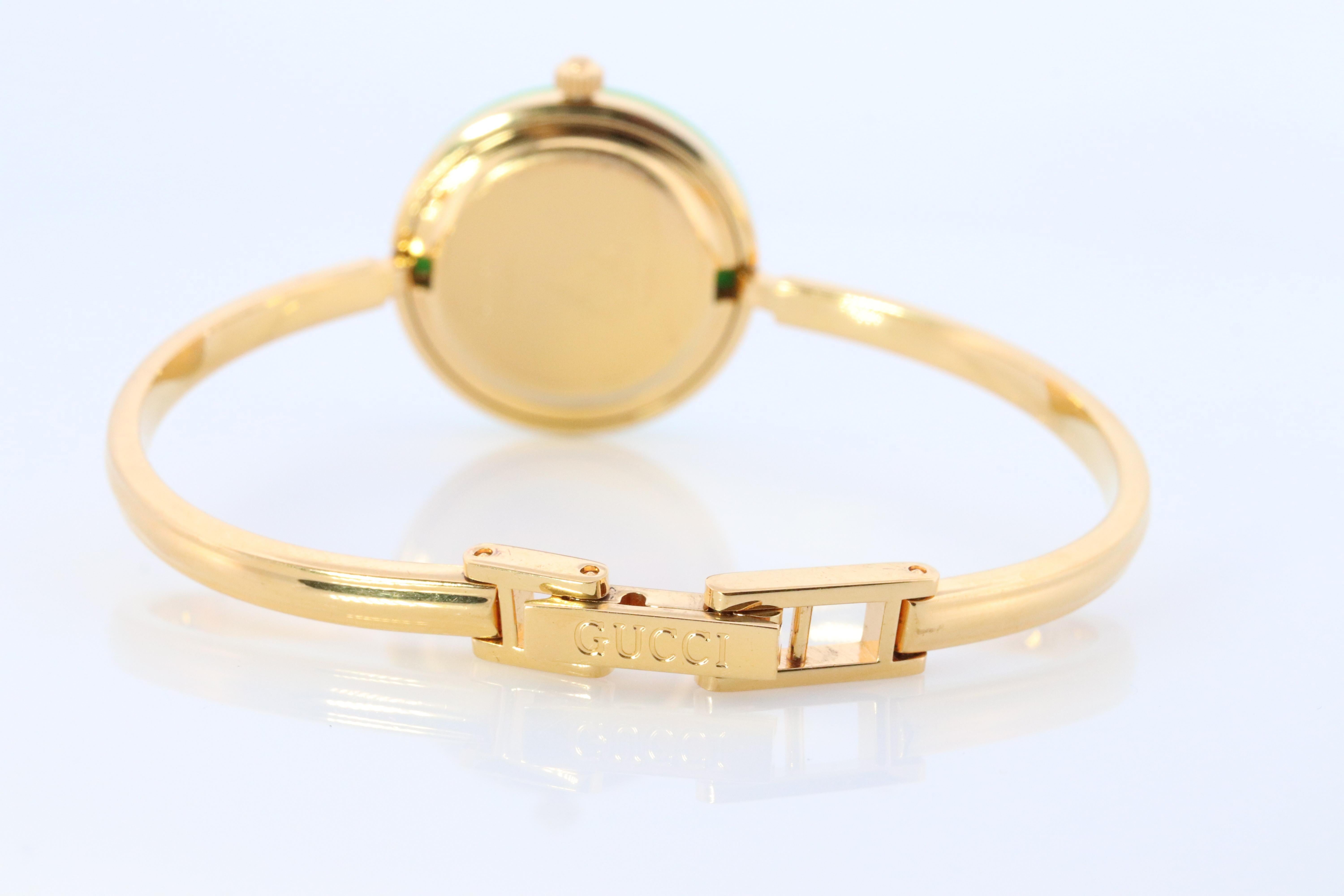 Women's Vintage GUCCI Quartz 11/12.2  Watch. Gucci Ladies Bangle Interchange Bezel watch