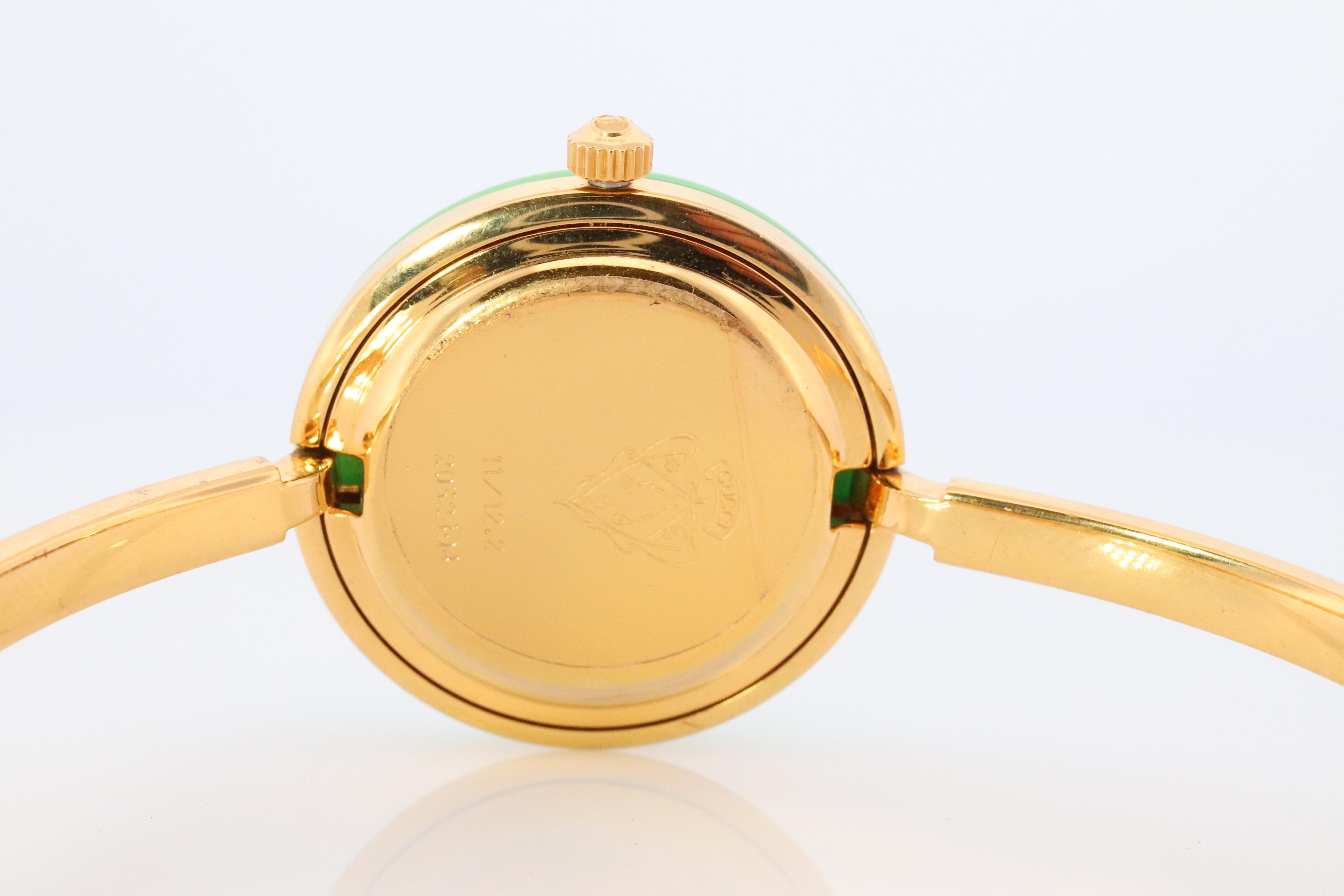 Vintage GUCCI Quartz 11/12.2  Watch. Gucci Ladies Bangle Interchange Bezel watch 1