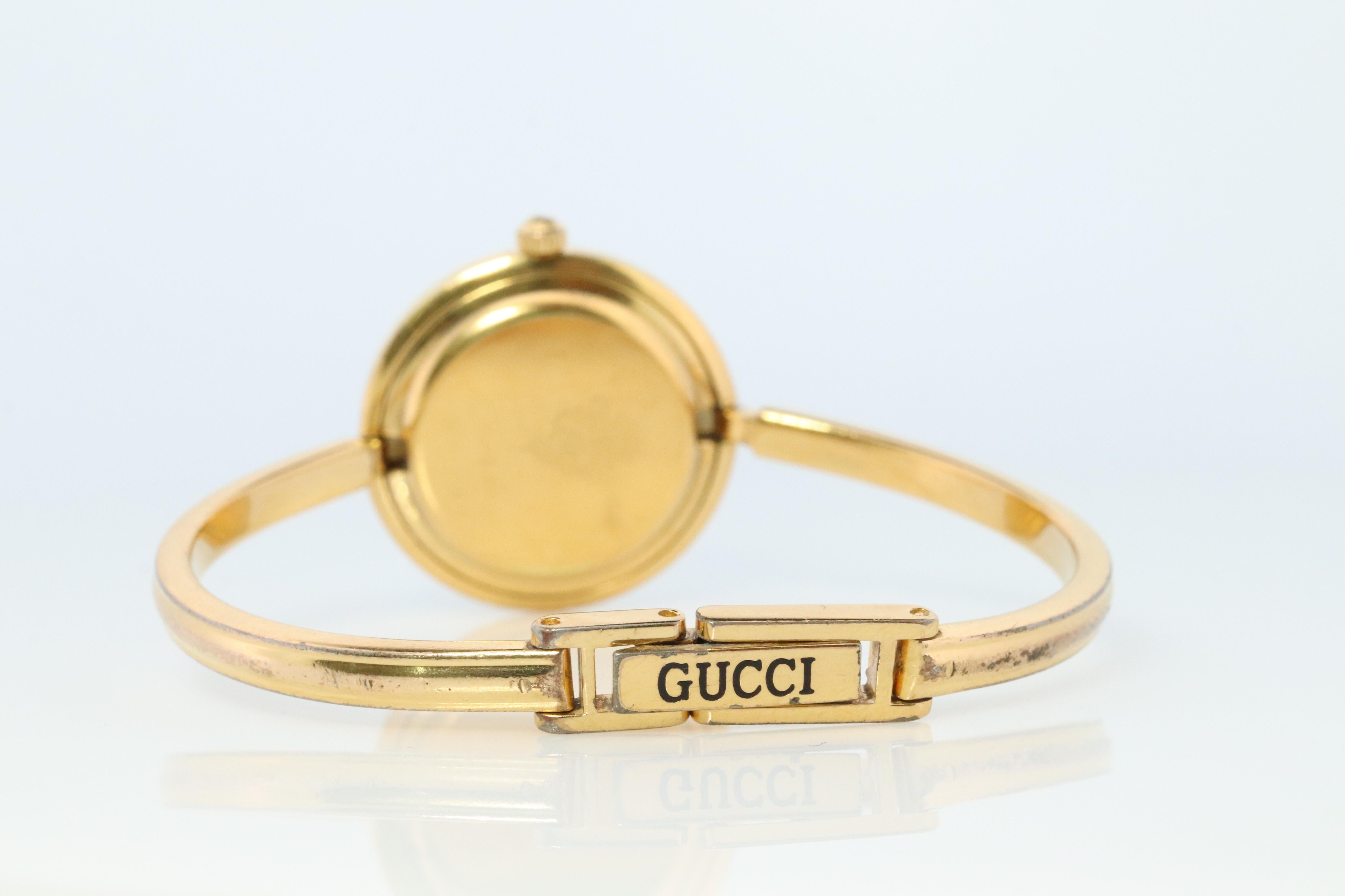 Vintage GUCCI Quartz 11/12.2  Watch. Gucci Ladies Bangle Interchange Bezel watch 3