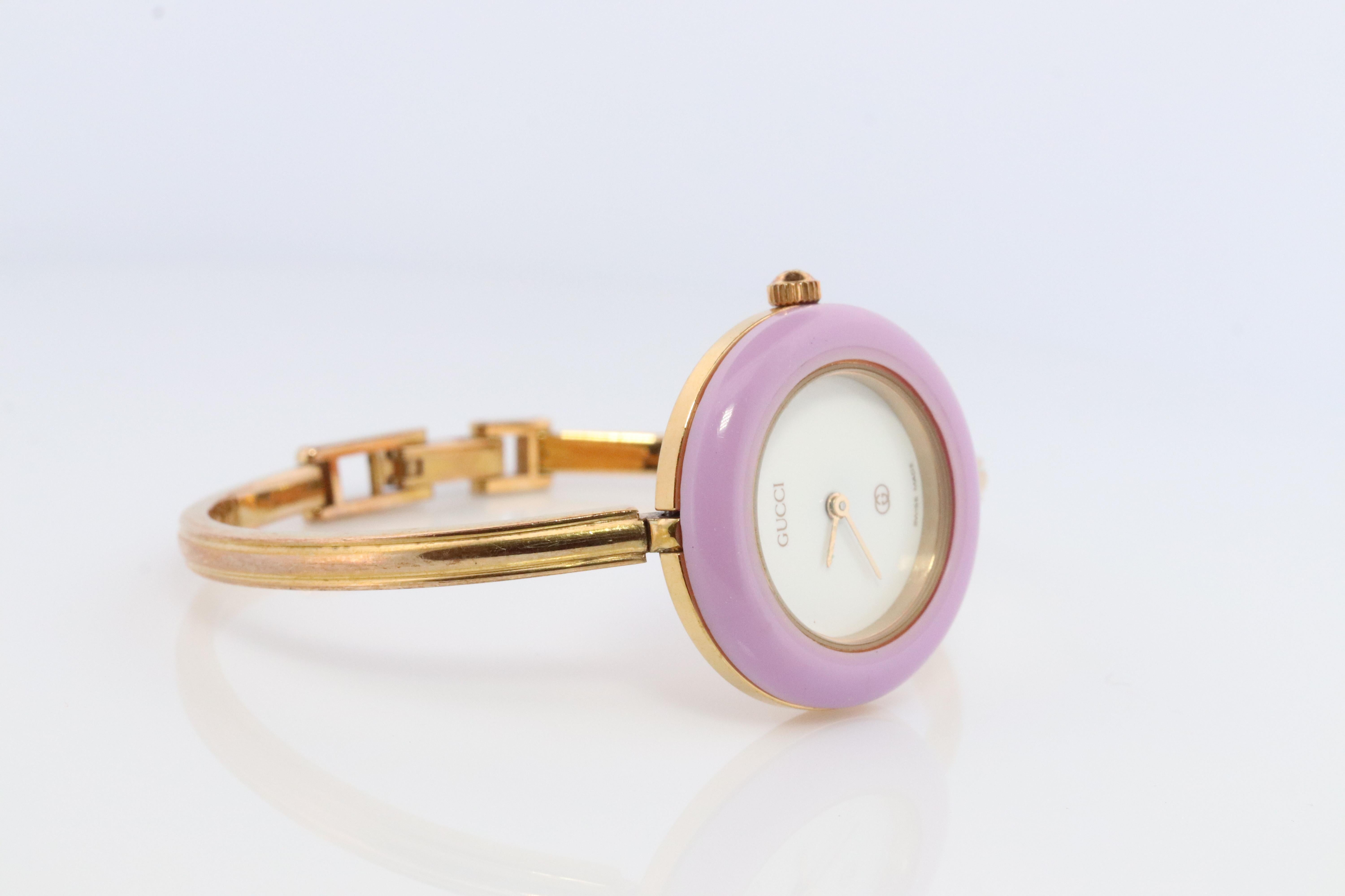 Vintage GUCCI Quartz 1100L Watch Timepiece. Gucci Ladies Bangle watch with BOX 1