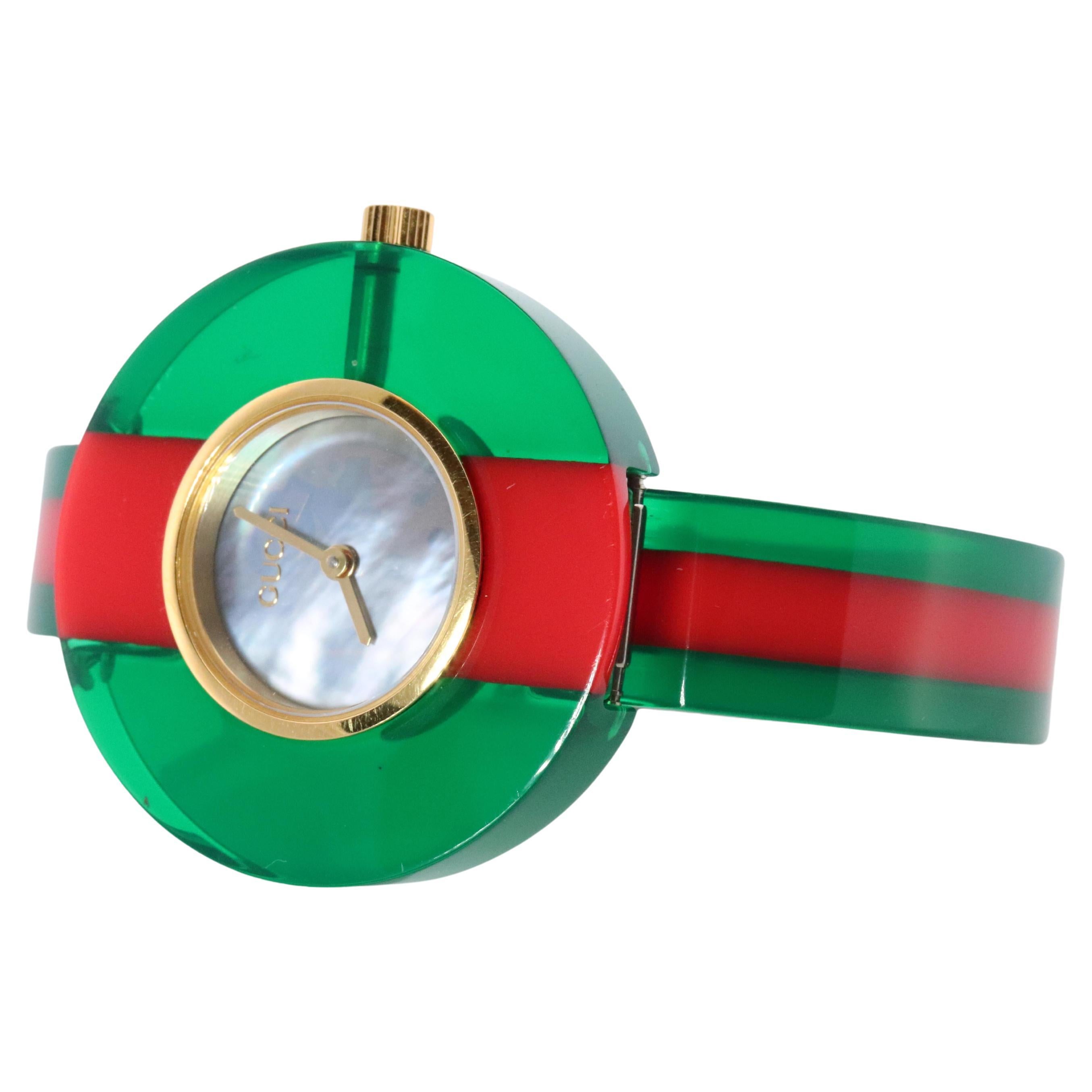 Vintage GUCCI Cuarzo 143.3  Observa. Reloj Gucci Ladies Bangle Plastic Vintage Web