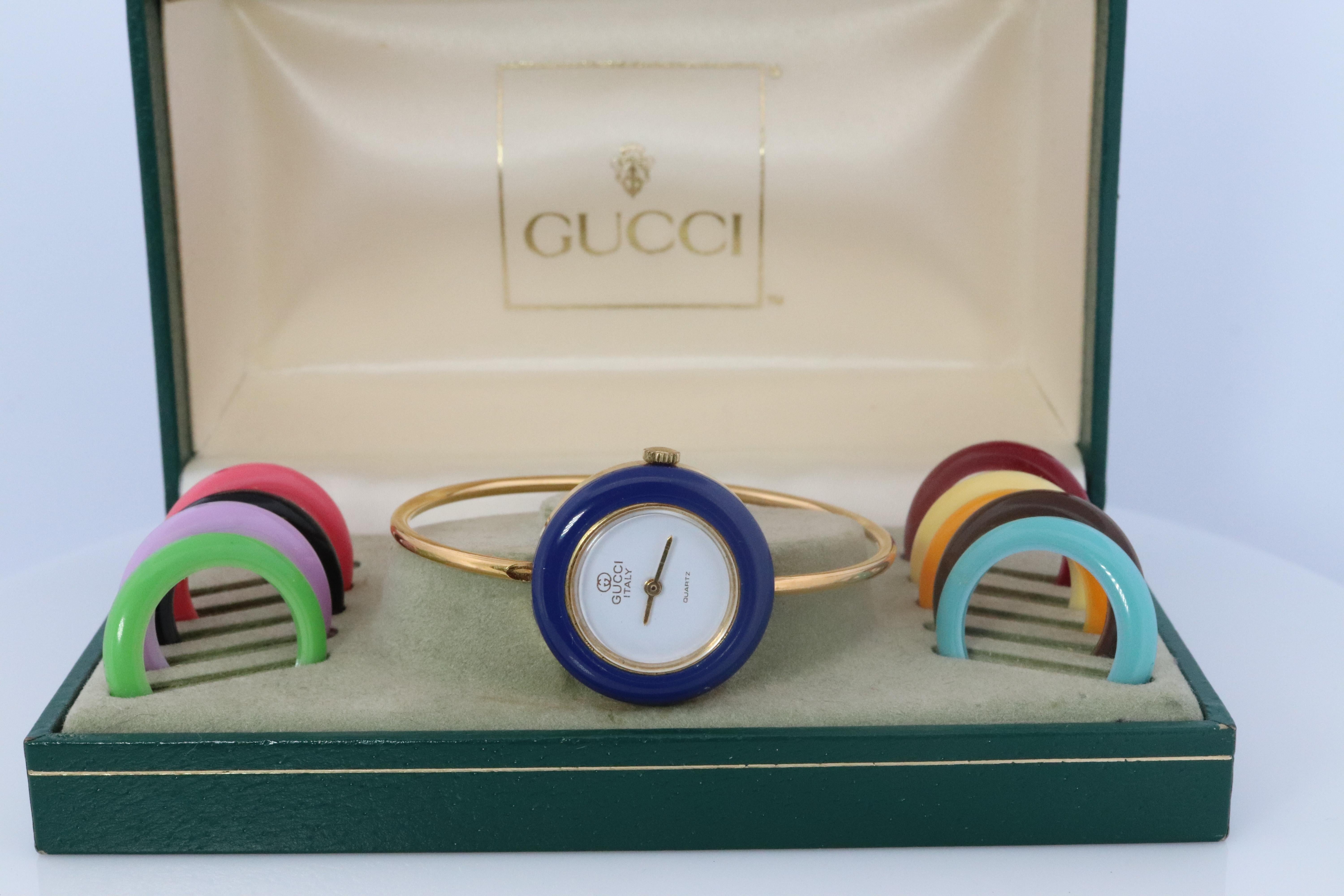 Orologio al quarzo Gucci vintage. RARO orologio Made in Italy Gucci Ladies Bangle Bezel 3
