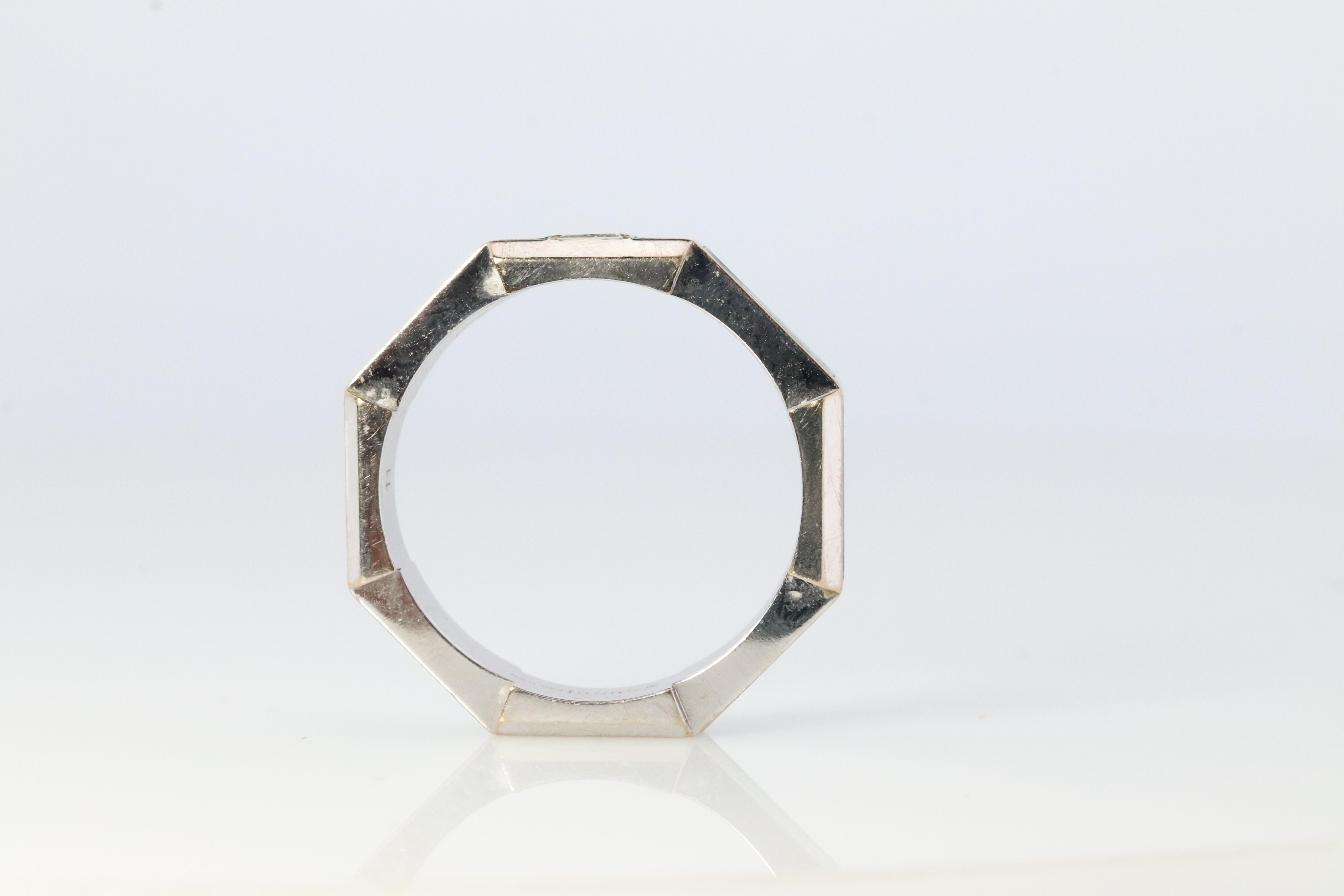 Bague GUCCI vintage en or blanc 18 carats à maillons en émail de diamants « Love Diamond » Pour femmes en vente