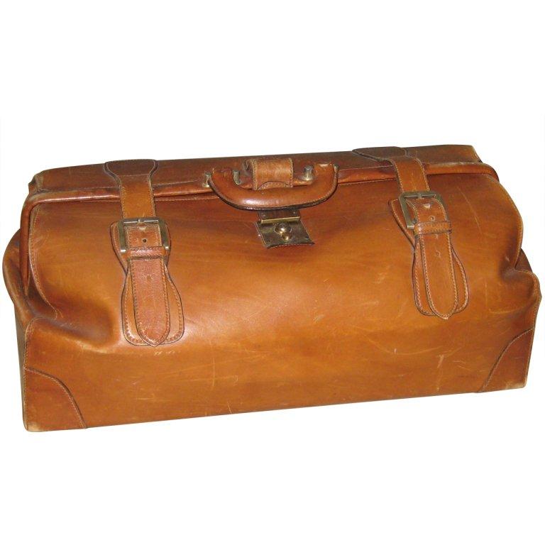 Vintage Gucci Saddle Leather Overnight Bag For Sale at 1stdibs