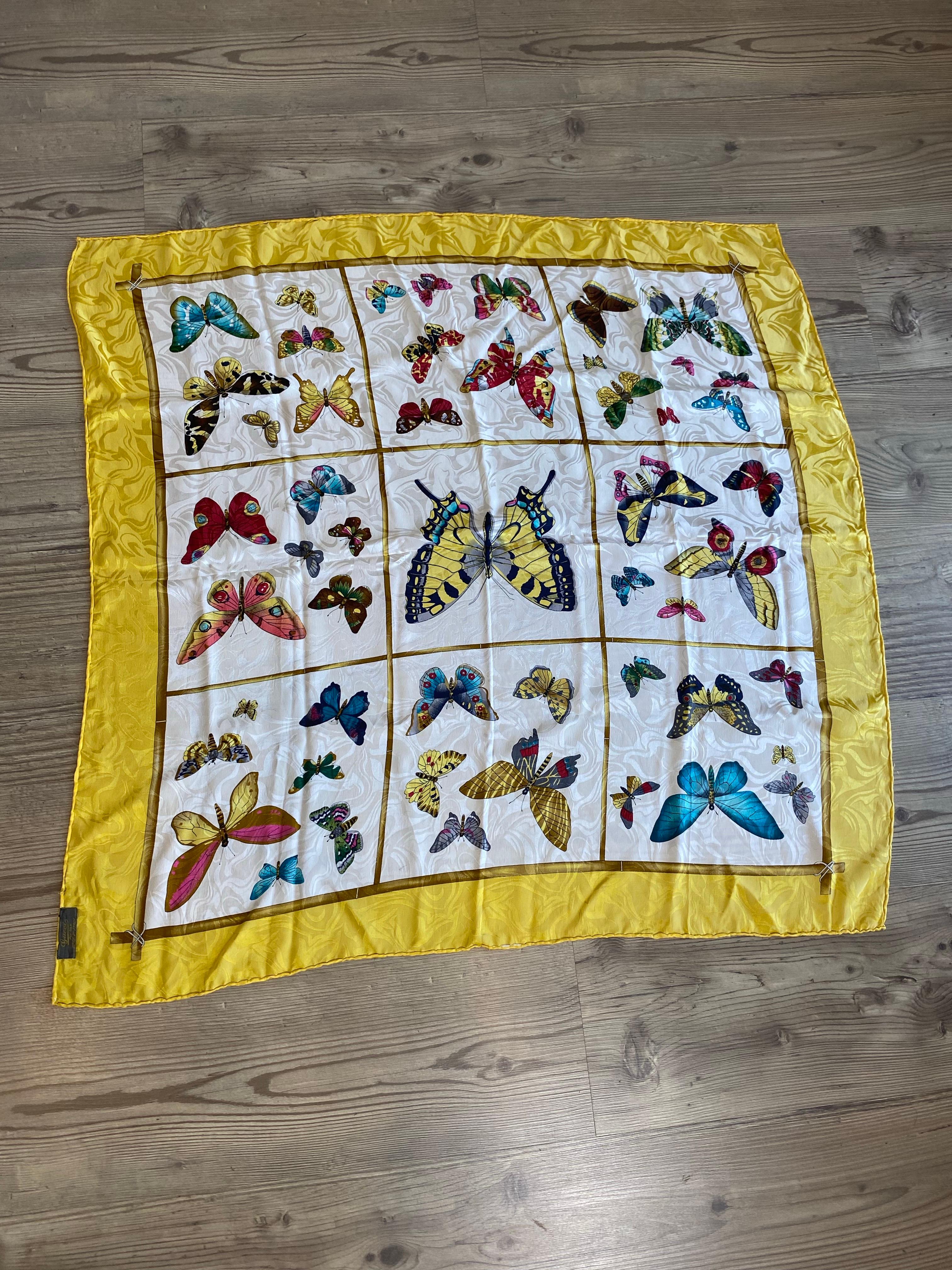 Pañuelo vintage Gucci de los años 60. en Excelente estado para la venta en Carnate, IT