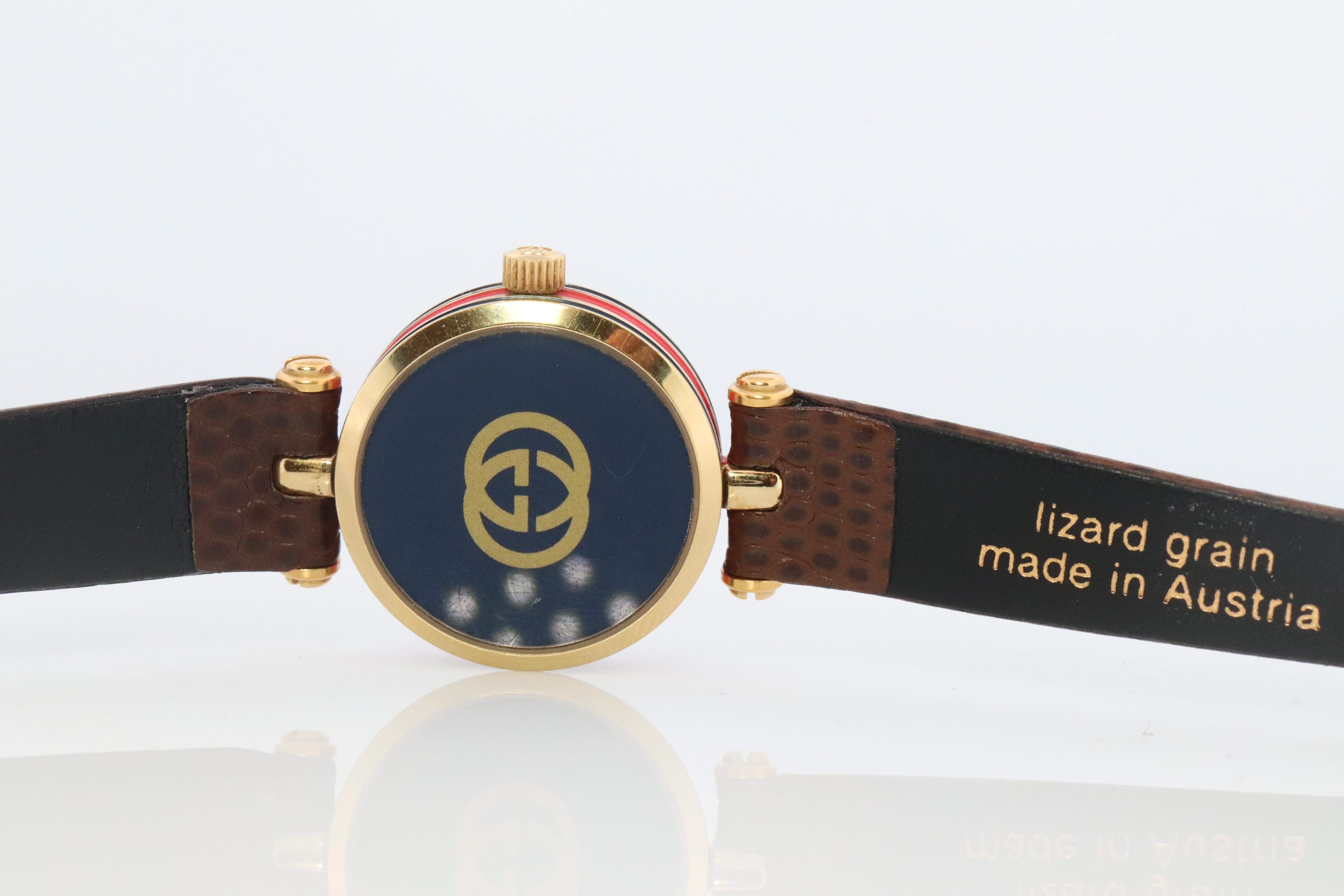 Vintage GUCCI Shelly Line Leather Watch Timepiece. 2000L Gucci Lane Blue and Red 2