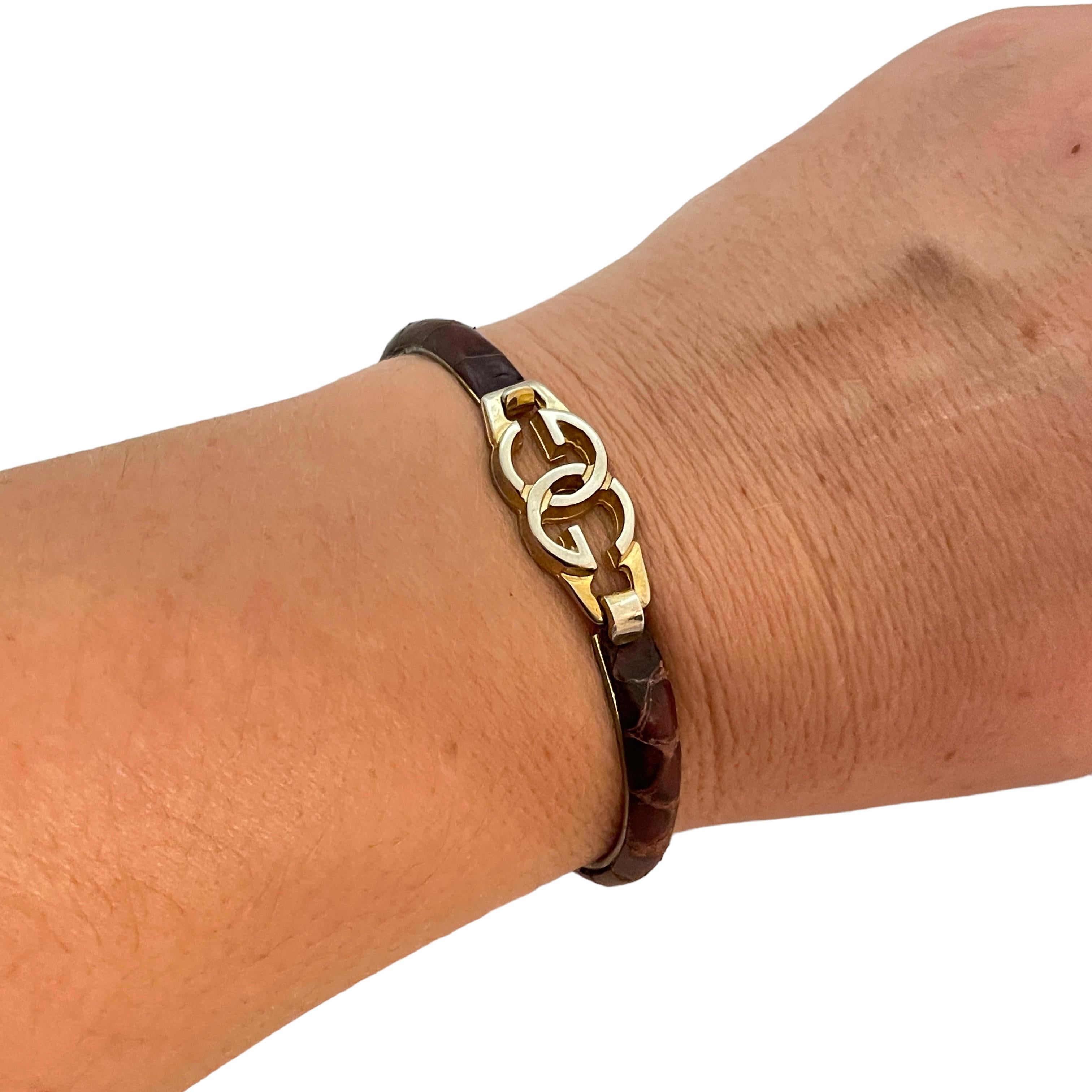 GUCCI, bracelet de défilé vintage en peau de serpent avec logo GG argenté en vente 2