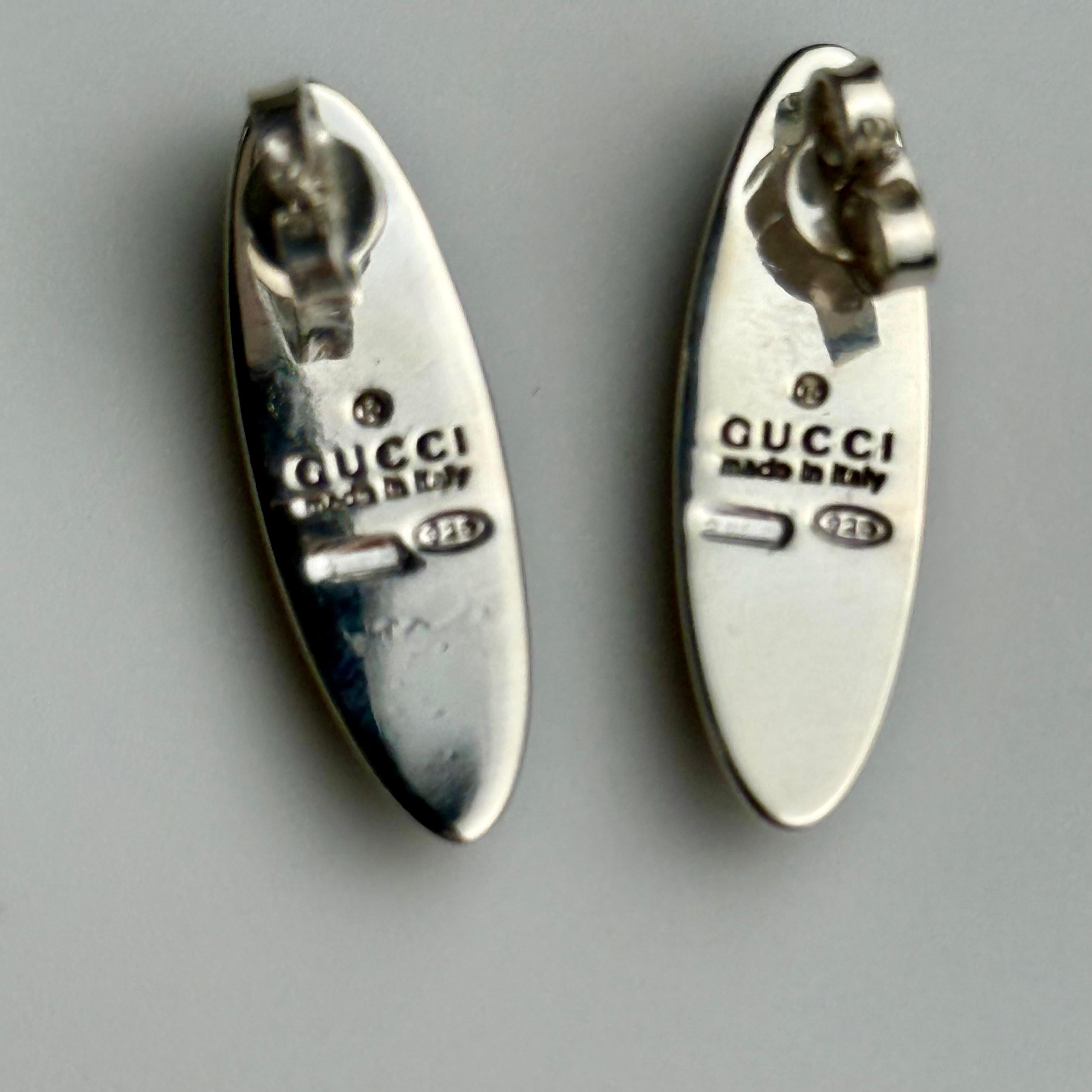 Women's Vintage Gucci Sterling Silver Jet Gemstone 1 Inch Long Earrings For Sale