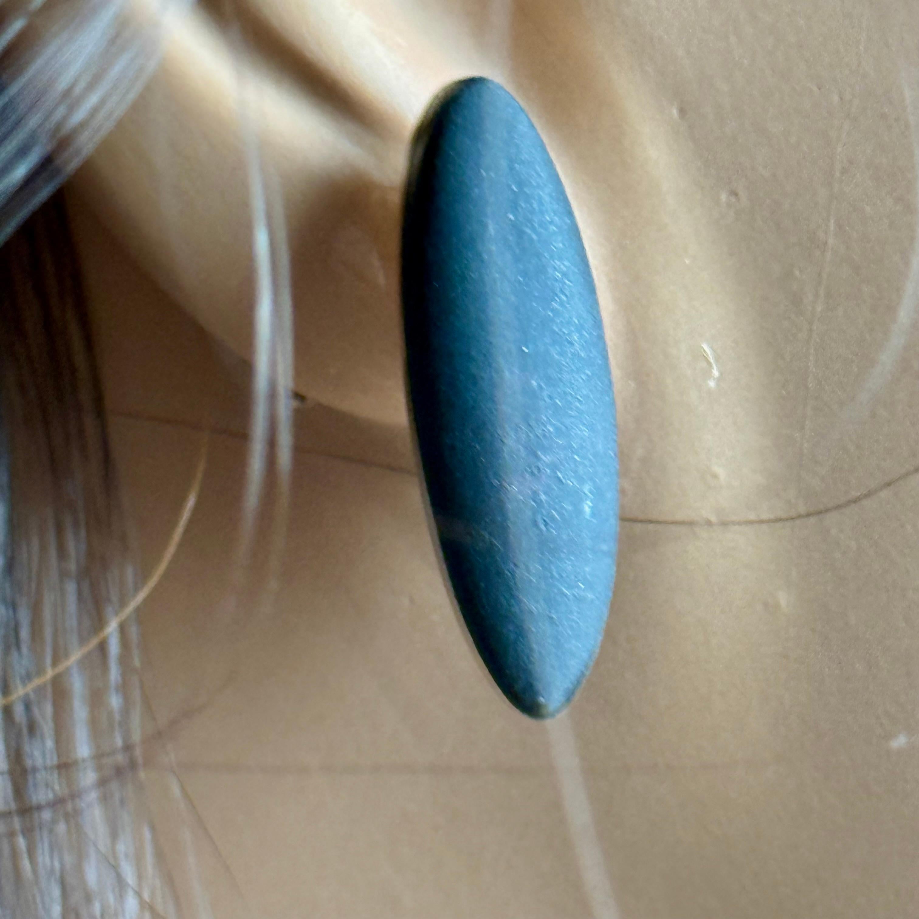 Vintage Gucci Sterling Silver Jet Gemstone 1 Inch Long Earrings For Sale 1