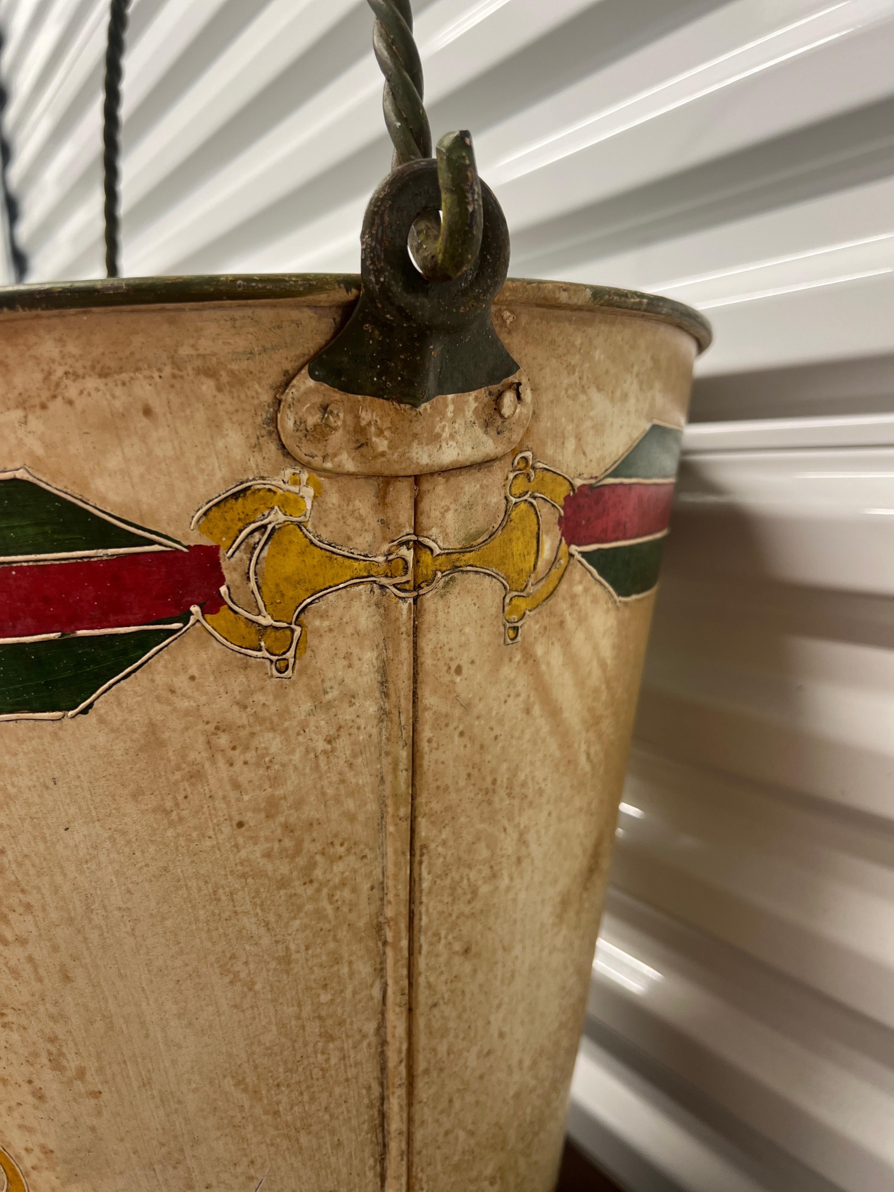 Vintage Gucci Style Hand Painted Horse Bit Bucket or Trash Can In Good Condition For Sale In Atlanta, GA