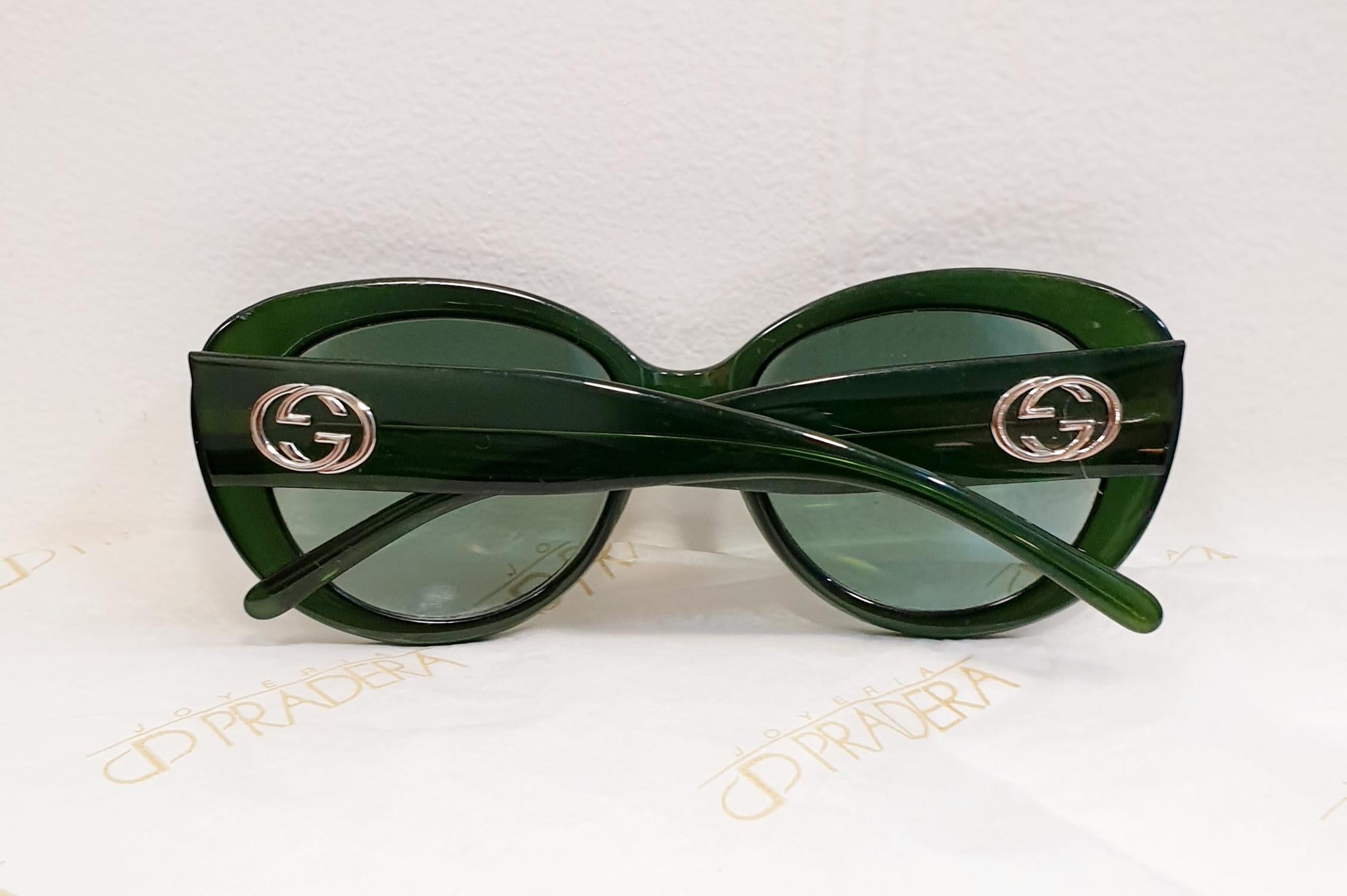 Black Vintage Gucci Sunglasses