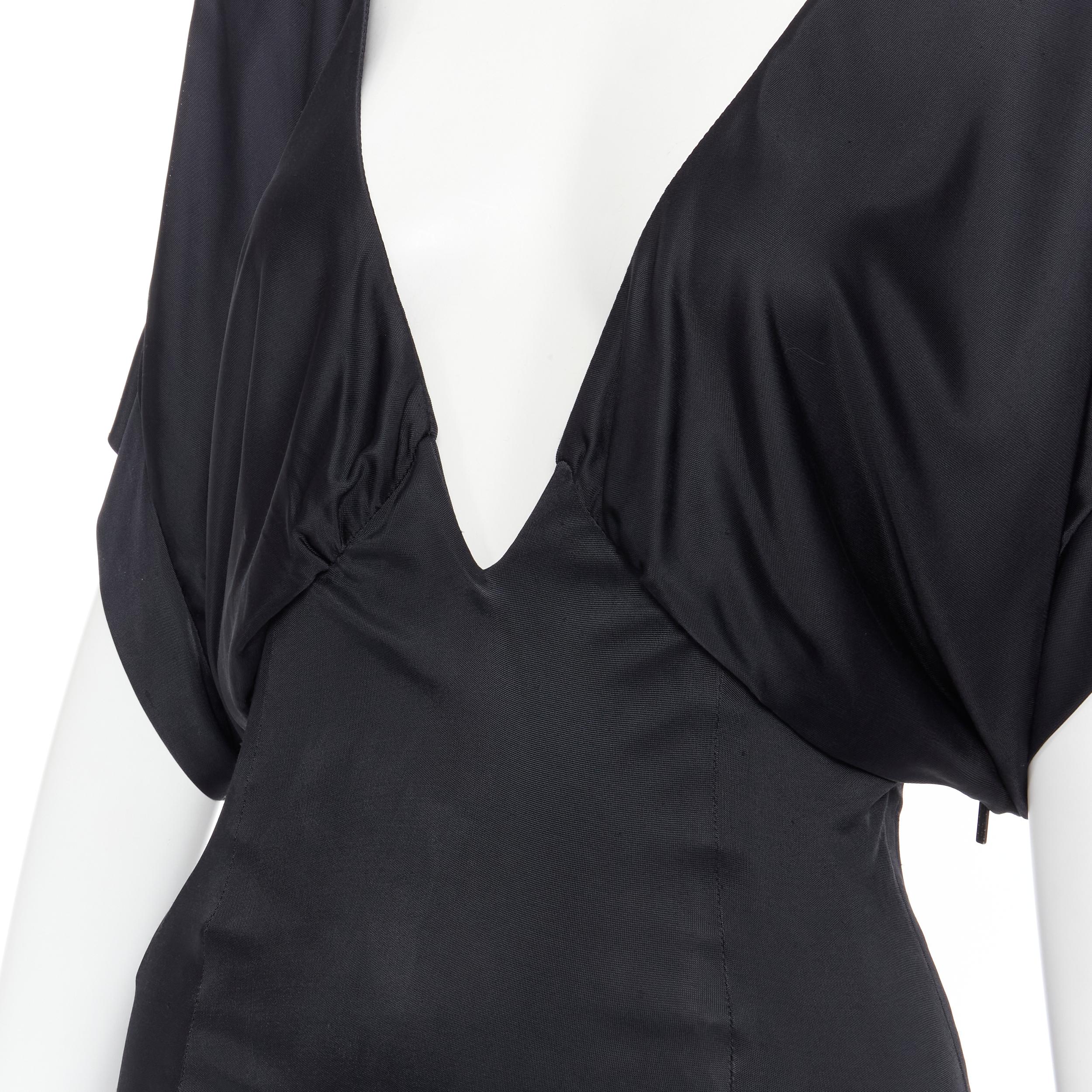 vintage GUCCI TOM FORD 2002 black rayon plunge neck kimono mini dress IT40 S In Good Condition In Hong Kong, NT