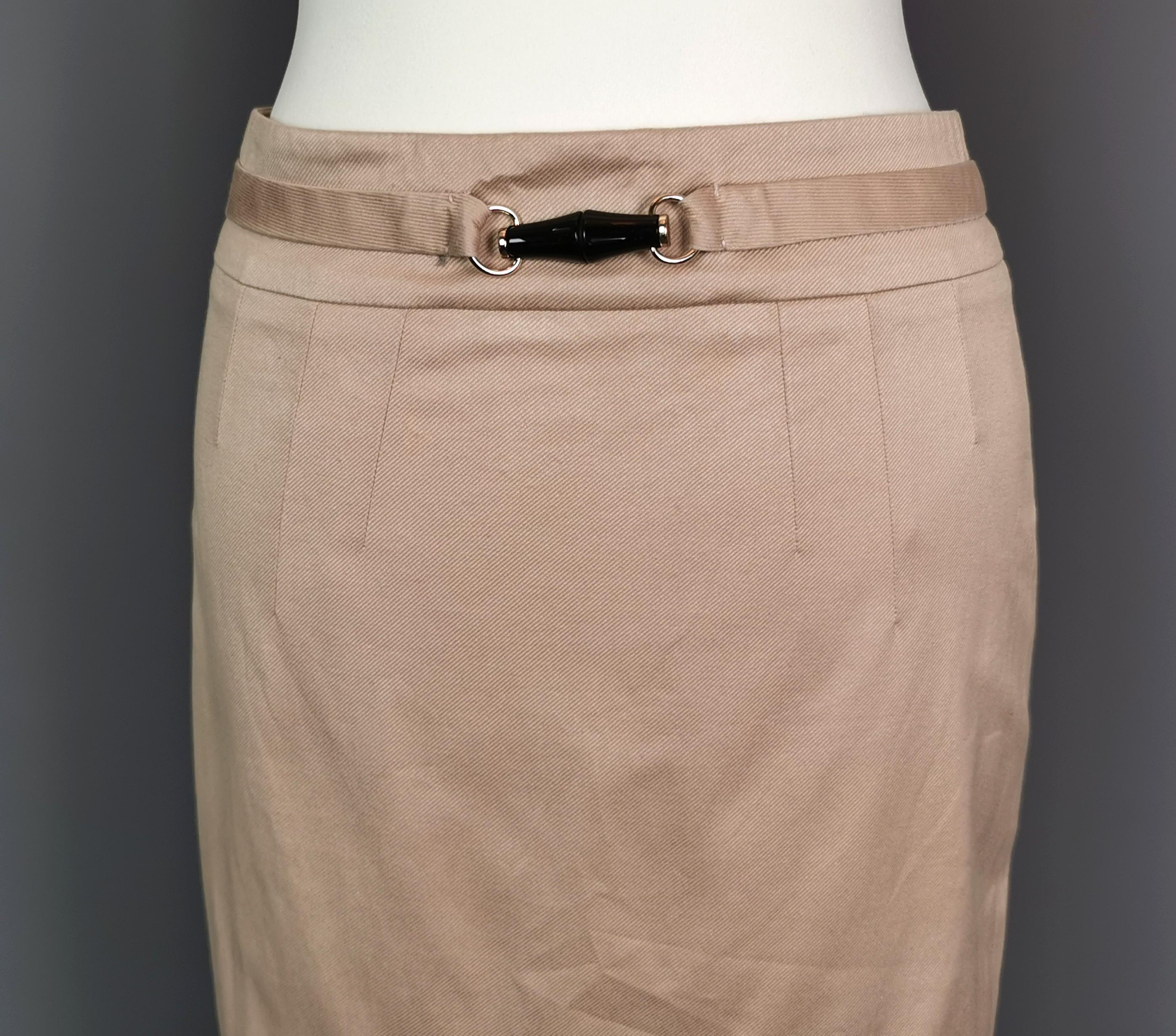 Vintage Gucci Tom Ford bamboo trim pencil skirt  For Sale 3