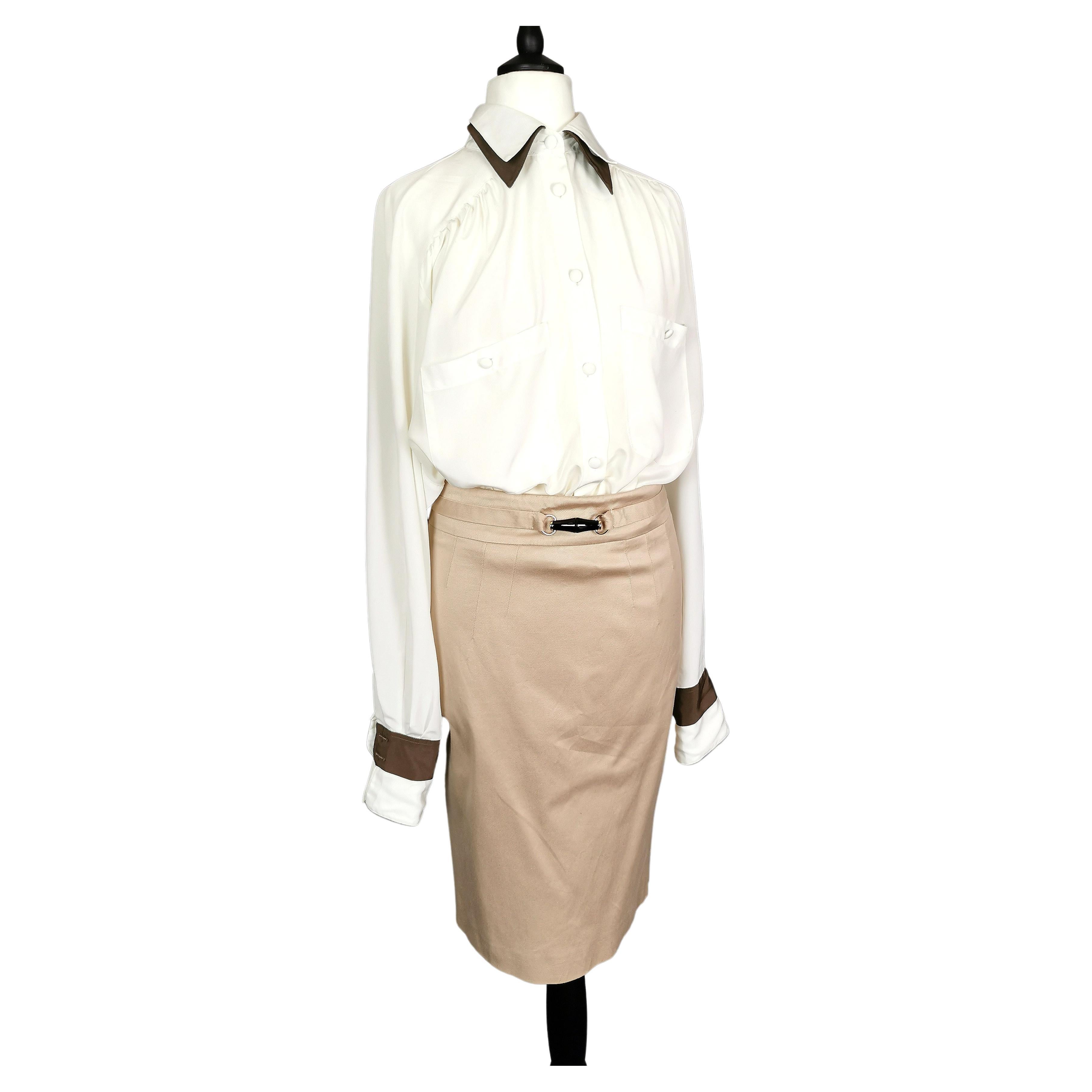 Vintage Gucci Tom Ford bamboo trim pencil skirt  For Sale