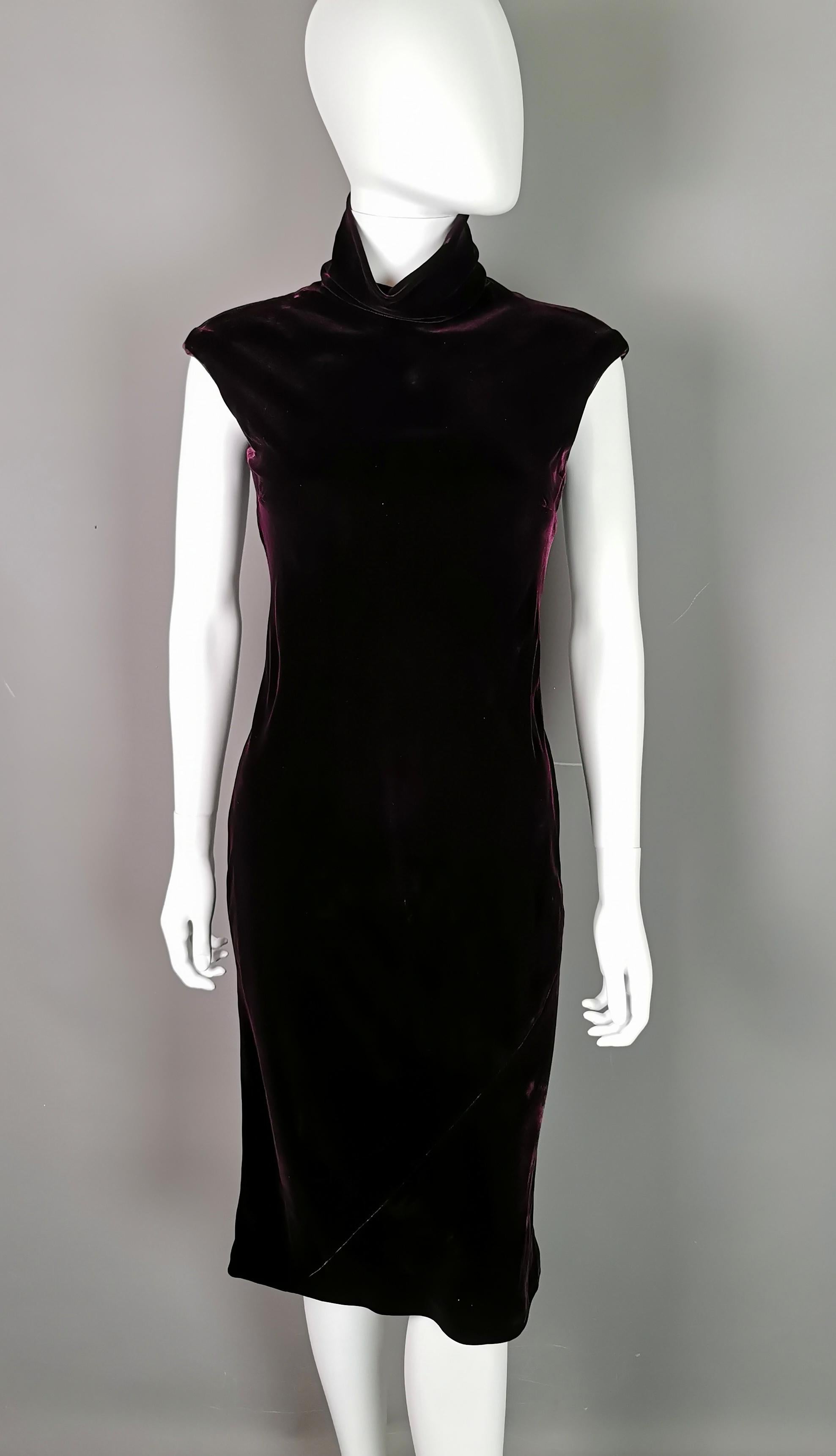 Vintage Gucci Tom Ford velvet dress, Burgandy, high neck  For Sale 2