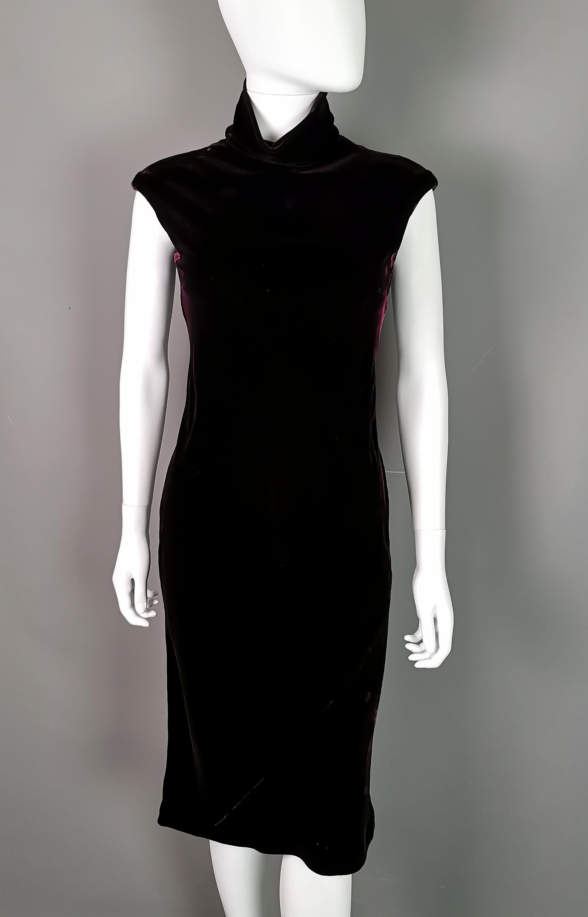 Vintage Gucci Tom Ford velvet dress, Burgandy, high neck  For Sale 3