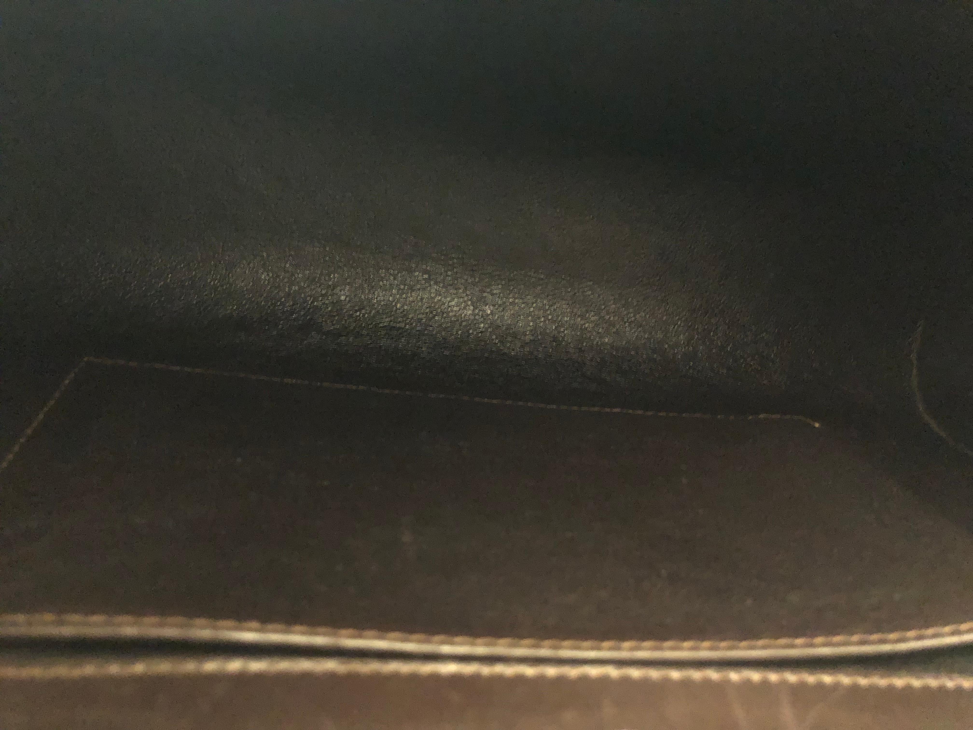 1970 Vintage GUCCI Leather Calfskin Two-Way Clutch Shoulder Bag Turnlock Brown en vente 5