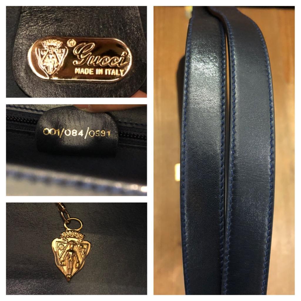 Vintage GUCCI Leather Shoulder Crossbody Bag Turnlock Calfskin Dark Navy For Sale 1