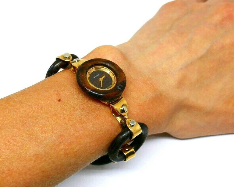 Vintage Gucci Yellow Gold Wood Circle Link Bracelet Watch at 1stDibs