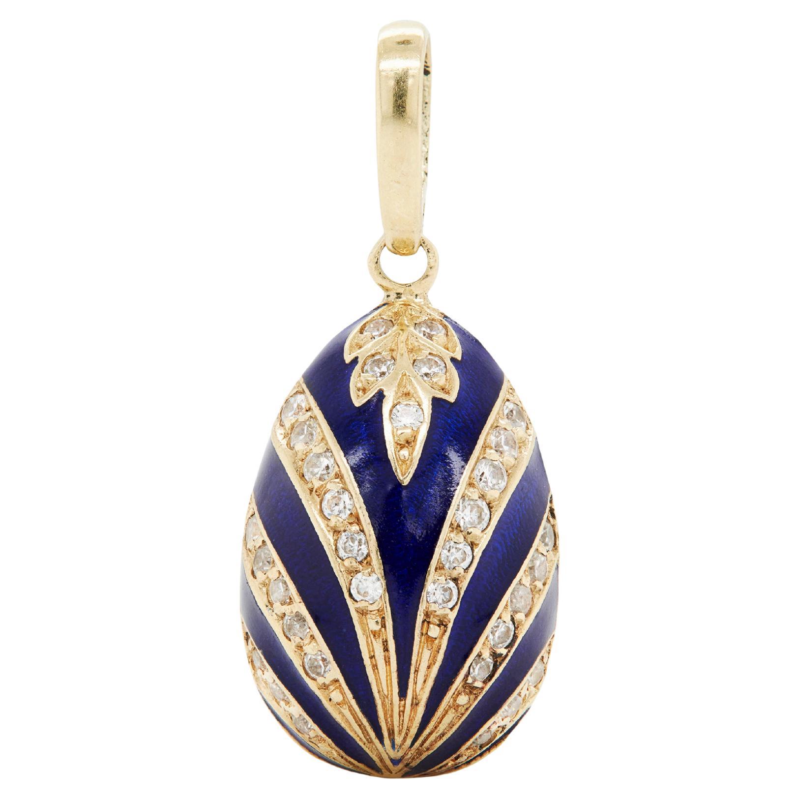 Vintage Guilloché Blue Enamel and 14 Carat Yellow Gold Egg Charm