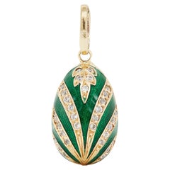 Vintage Guilloché Green Enamel and 14 Carat Yellow Gold Egg Charm