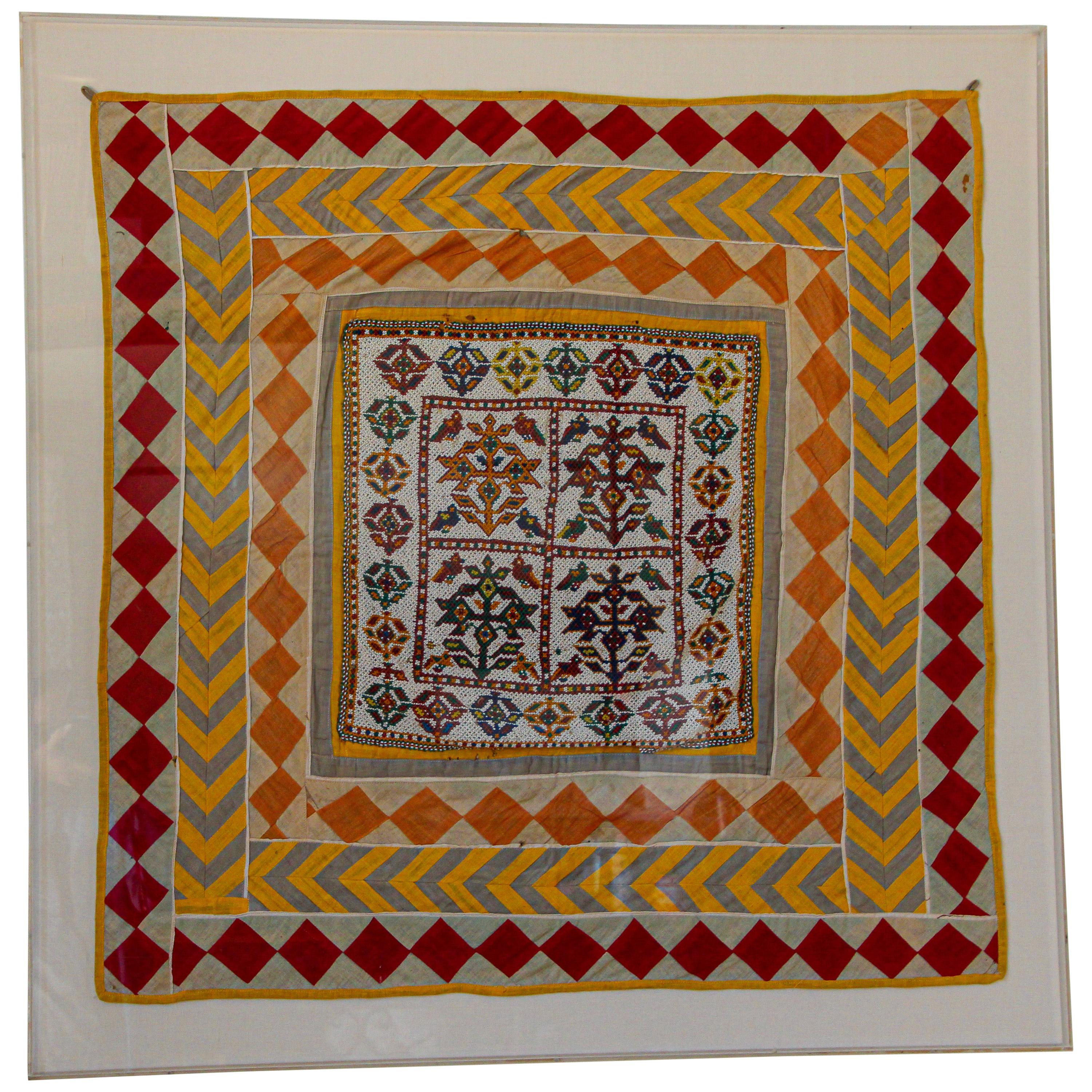 Vintage Gujarat Saurashta Textil étnico con cuentas India Enmarcado