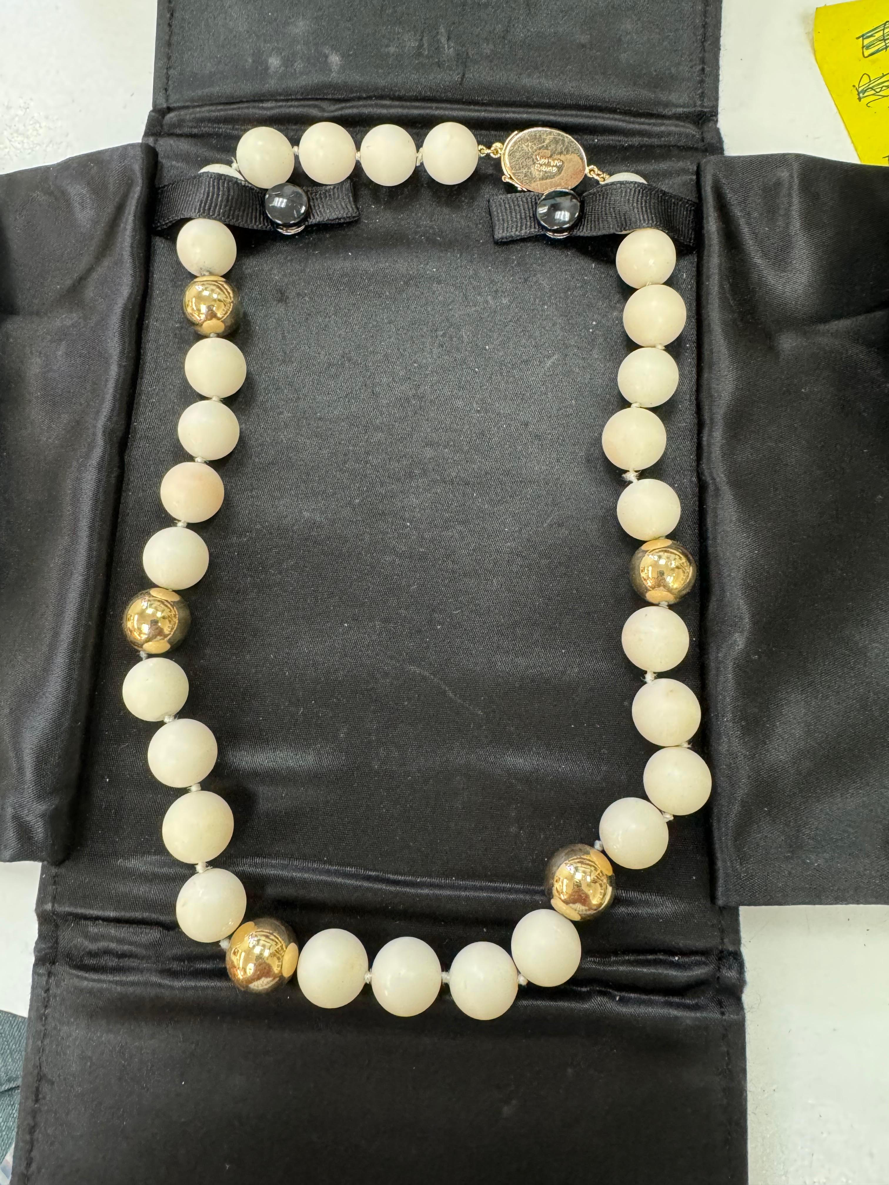 Vintage Gump's White Coral 14K Yellow Gold 12mmBead Necklace Fine Estate Jewelry For Sale 2