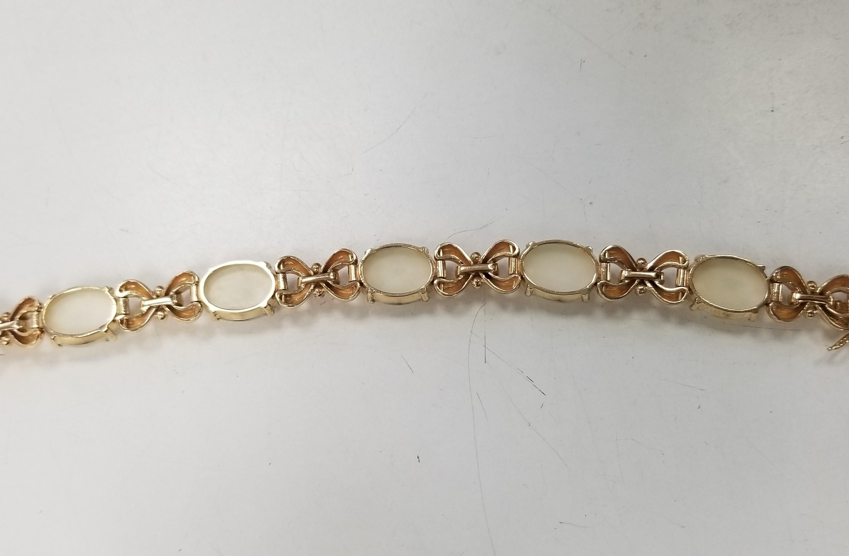 Round Cut Vintage Gump's White Coral 14K Yellow Gold Link Bracelet Fine Estate Jewelry