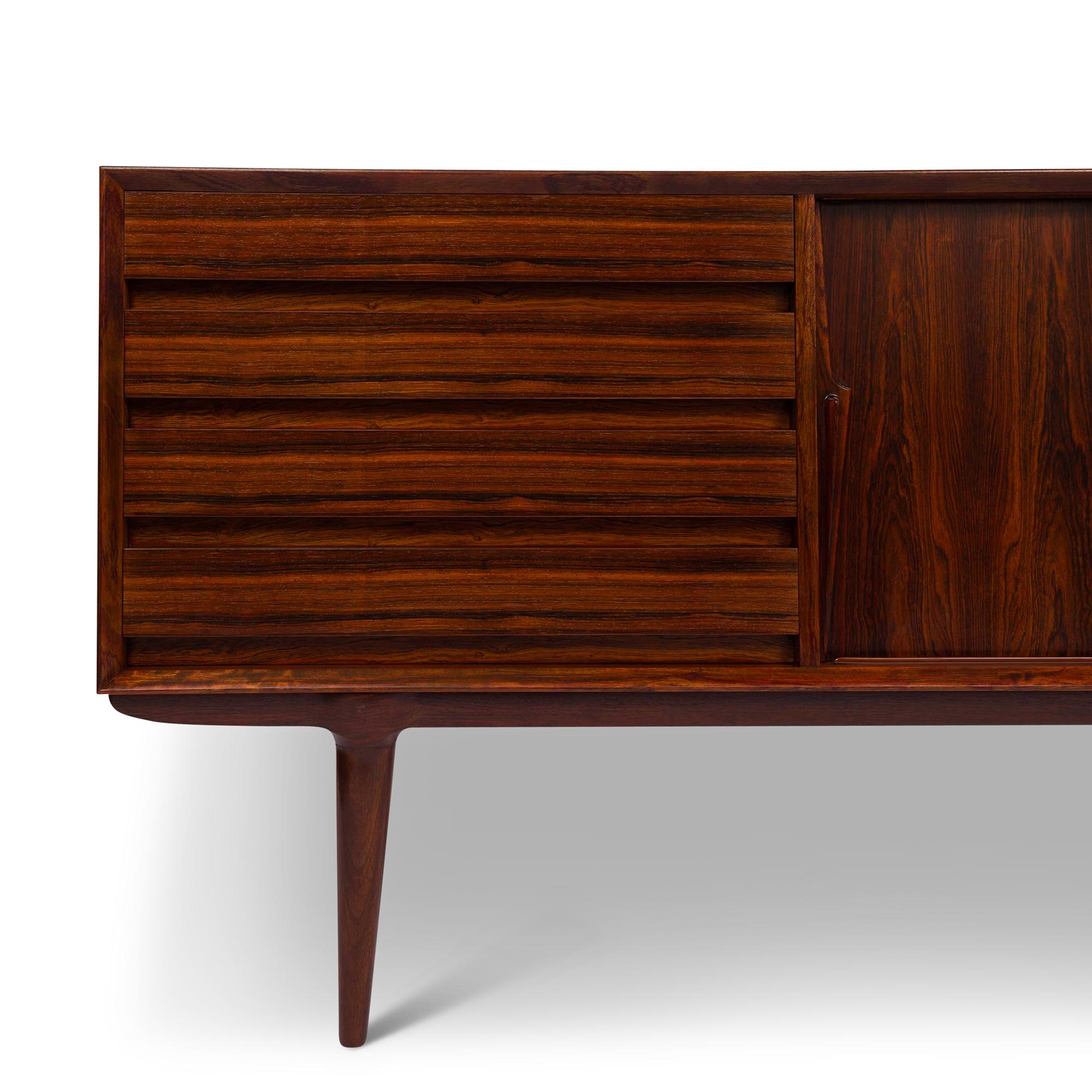 Vintage Gunni Omann Model 18 Credenza in Rosewood In Excellent Condition For Sale In Emeryville, CA