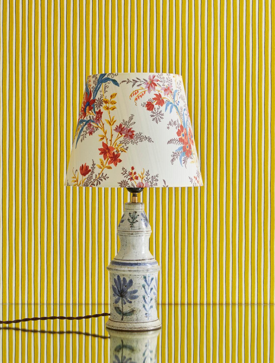 Gustave Reynaud
France, 1950s

Ceramic table lamp with customized shade by us.

Measures: H 55 x Ø 30 cm.