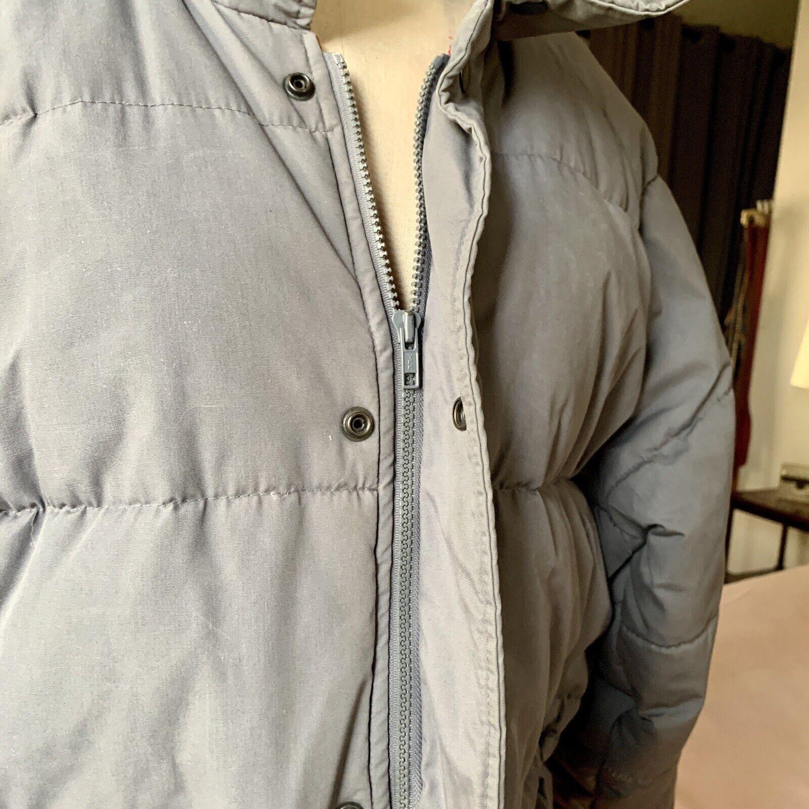 GUY LAROCHE 80s Jupe à capuche PARKA Gray Red Jacket Down Feather Coat XL en vente 4
