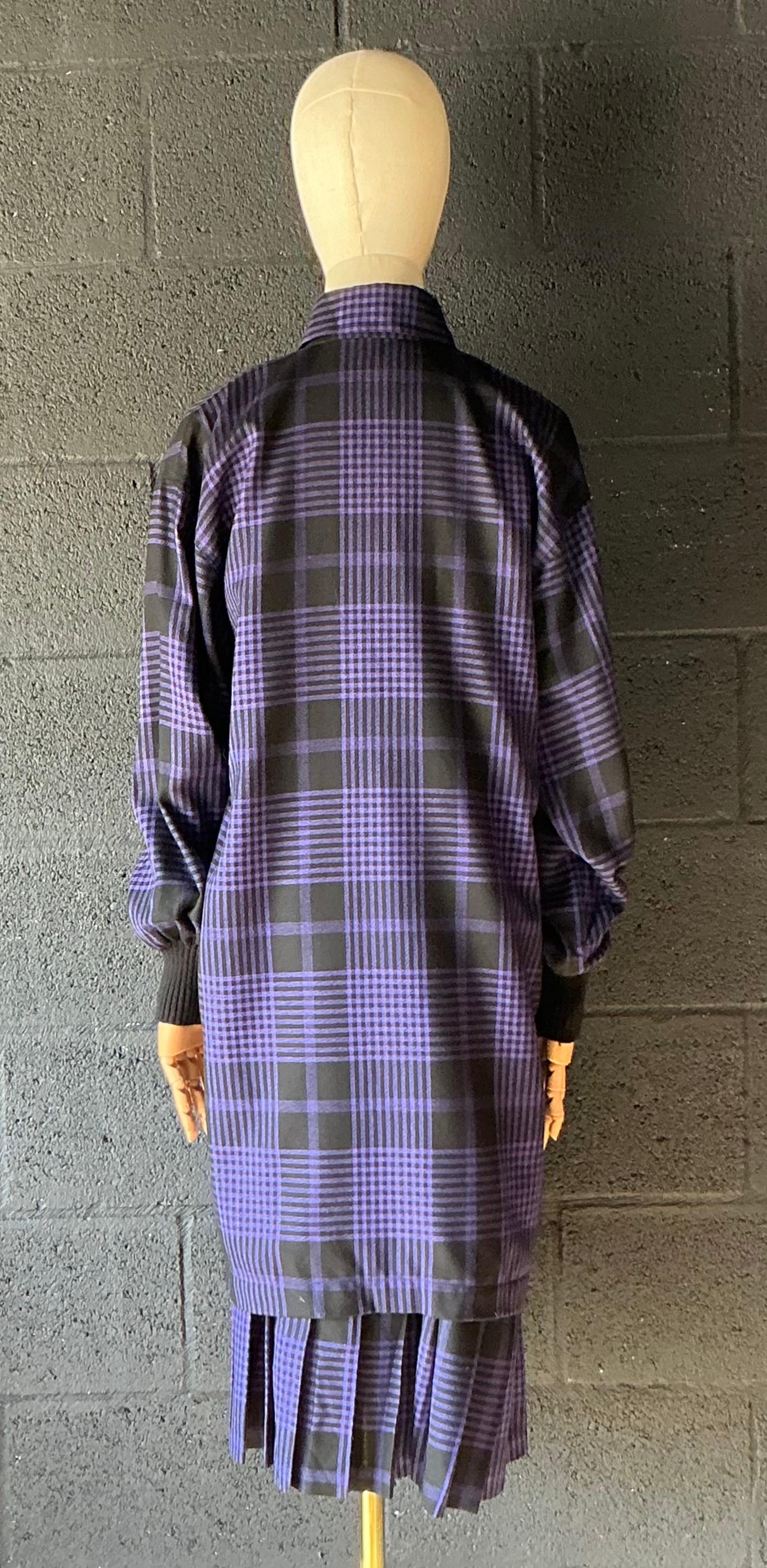 Camicetta e gonna a scacchi in due pezzi vintage di Guy Laroche in vendita 2