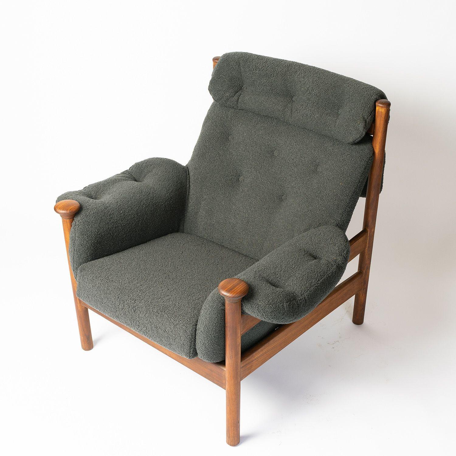Vintage Guy Rogers 'Santa Fe' Armchair with Bouclé Upholstery, 1960s 5