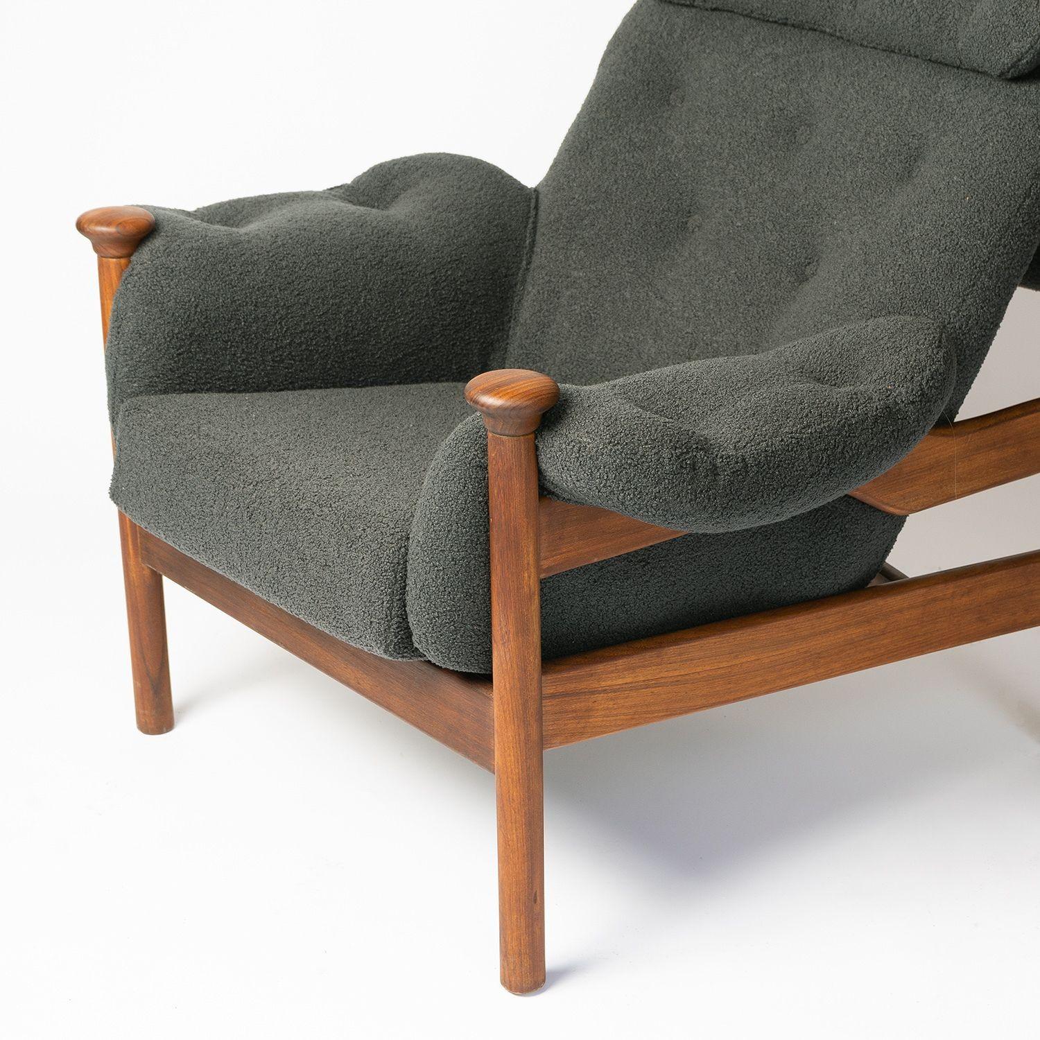 20th Century Vintage Guy Rogers 'Santa Fe' Armchair with Bouclé Upholstery, 1960s