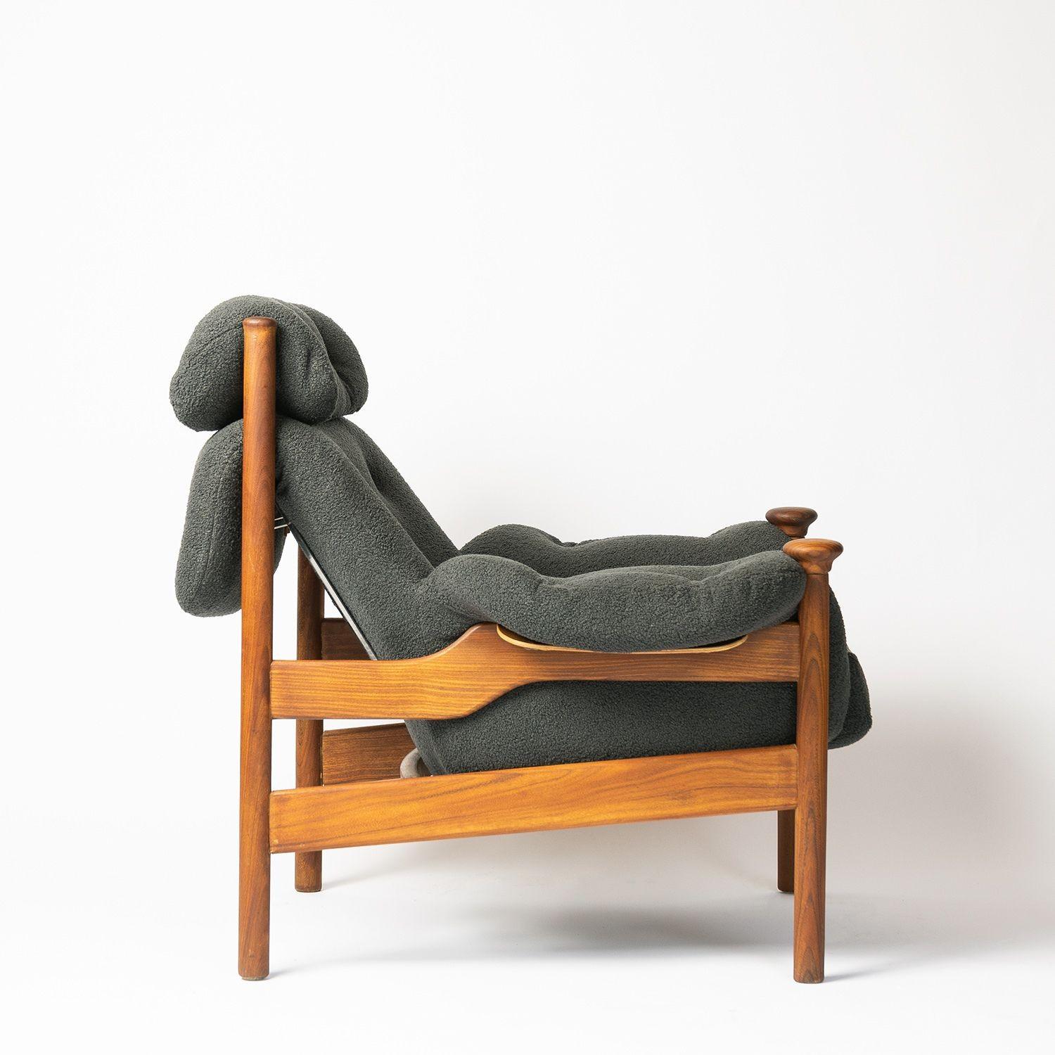 Vintage Guy Rogers 'Santa Fe' Armchair with Bouclé Upholstery, 1960s 1