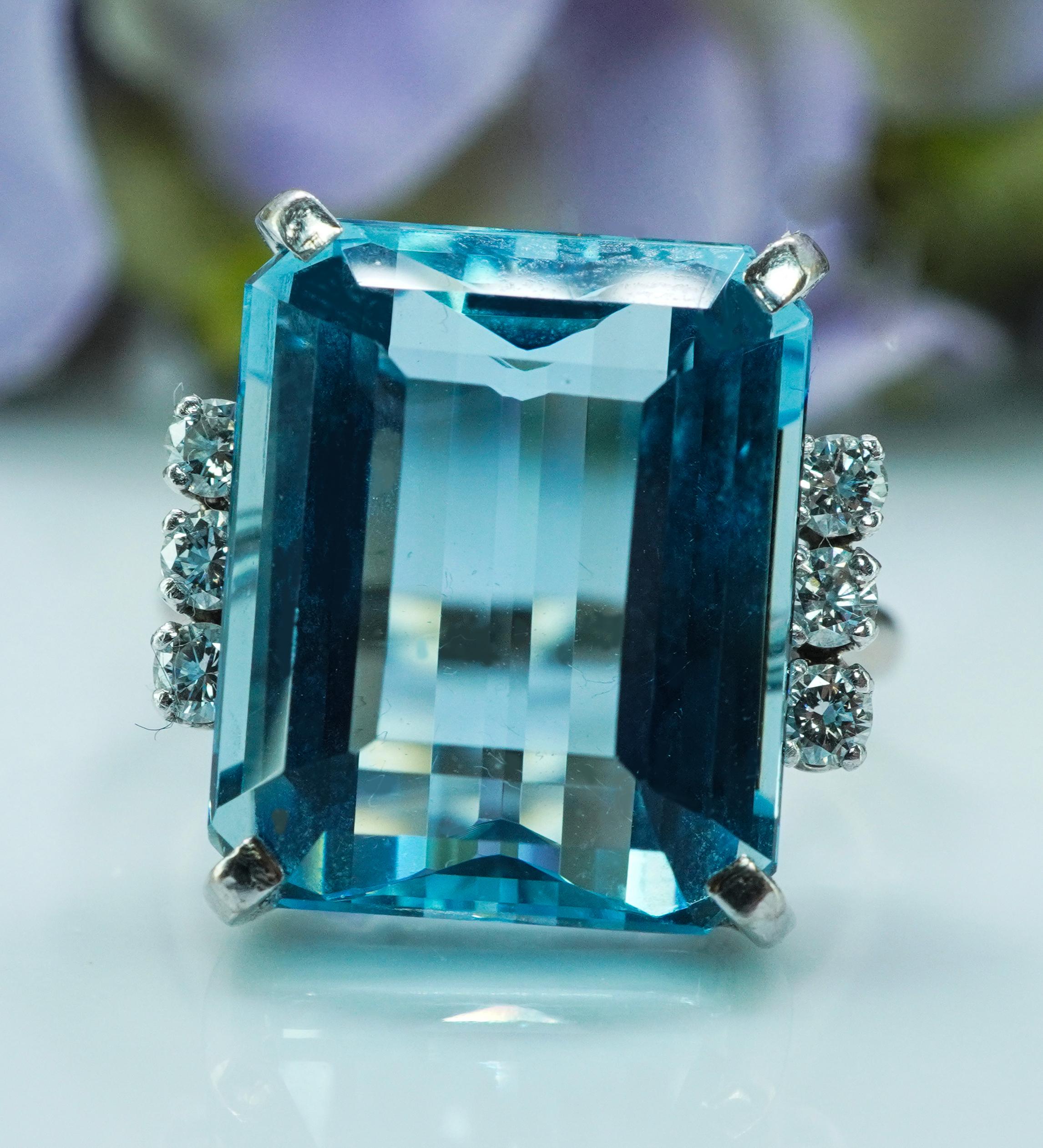 Vintage H Stern 15ct Emerald cut Aquamarine Diamond Ring 18K White Gold Designer For Sale 1