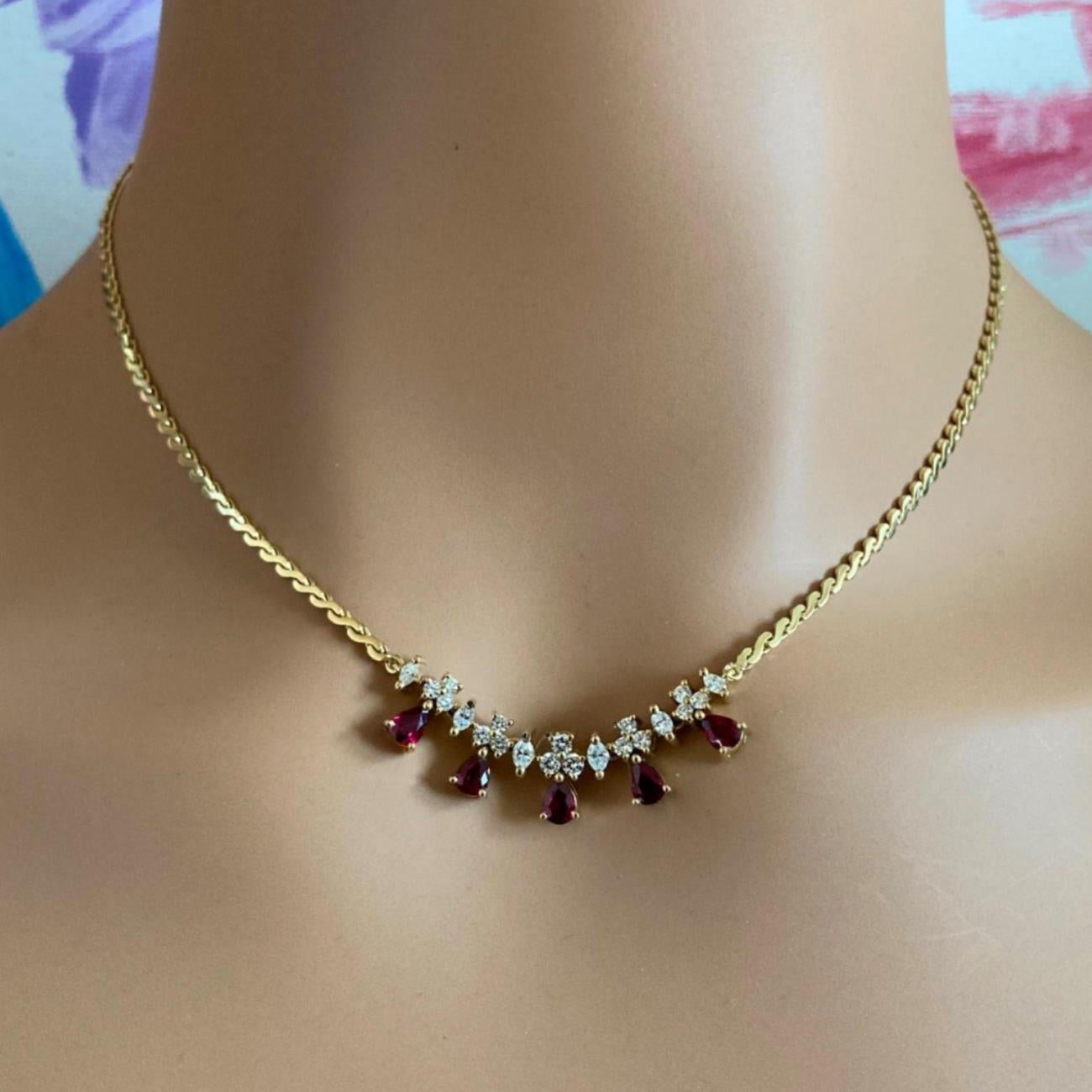 Vintage H. Stern Diamond Ruby Yellow Gold Necklace In Excellent Condition For Sale In Holland, PA