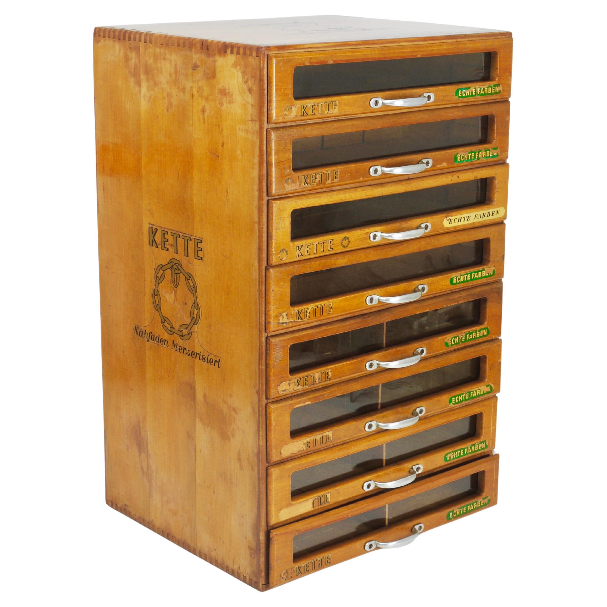 Armadietto in legno per merceria d'epoca, Kette, Austria, anni '30 in vendita