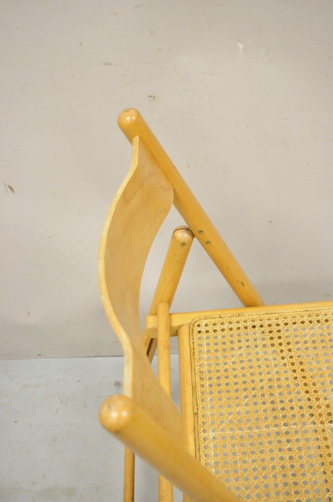 folding chair rattan